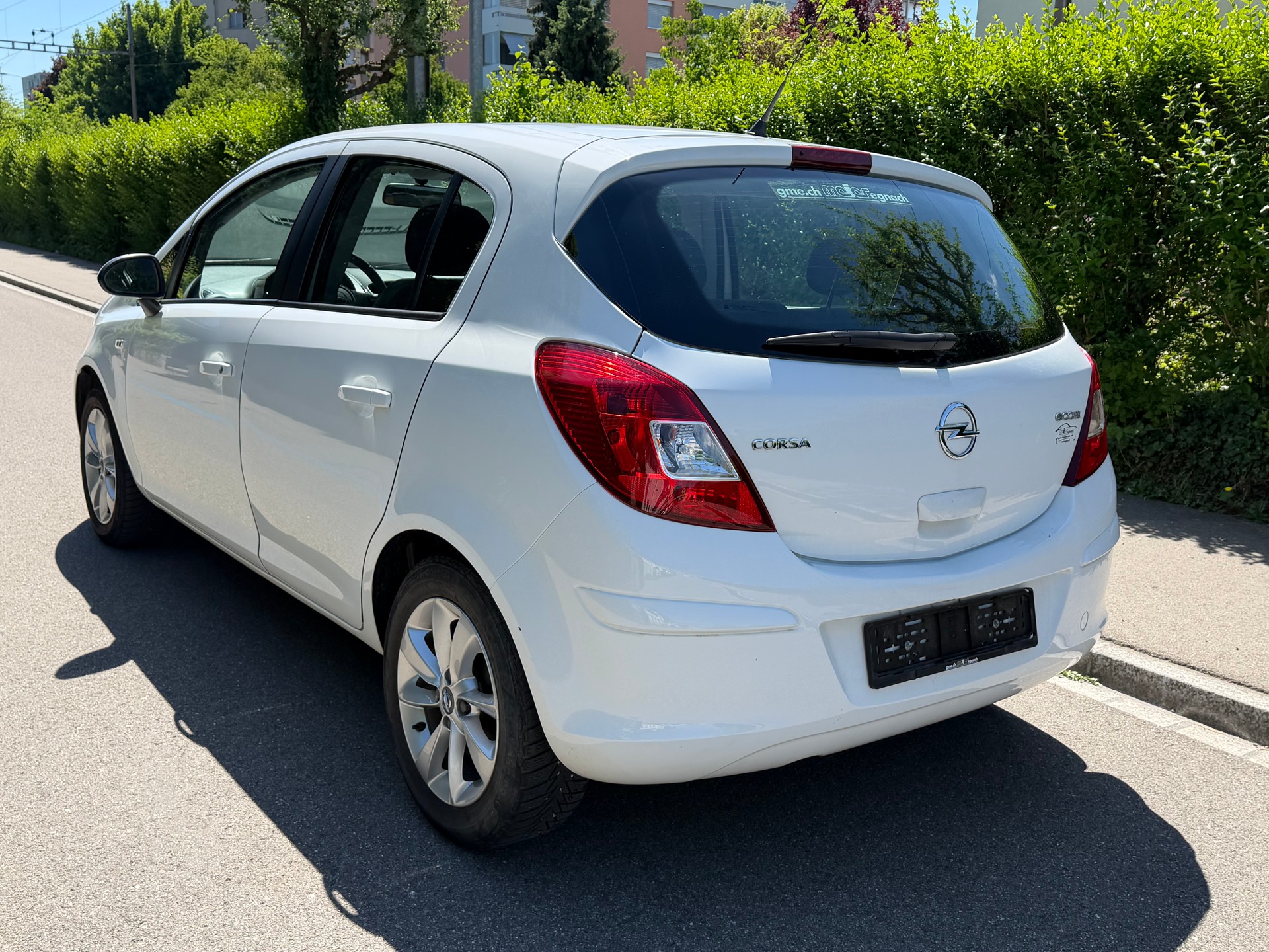 OPEL Corsa 1.2 TP Color Edition-image-4