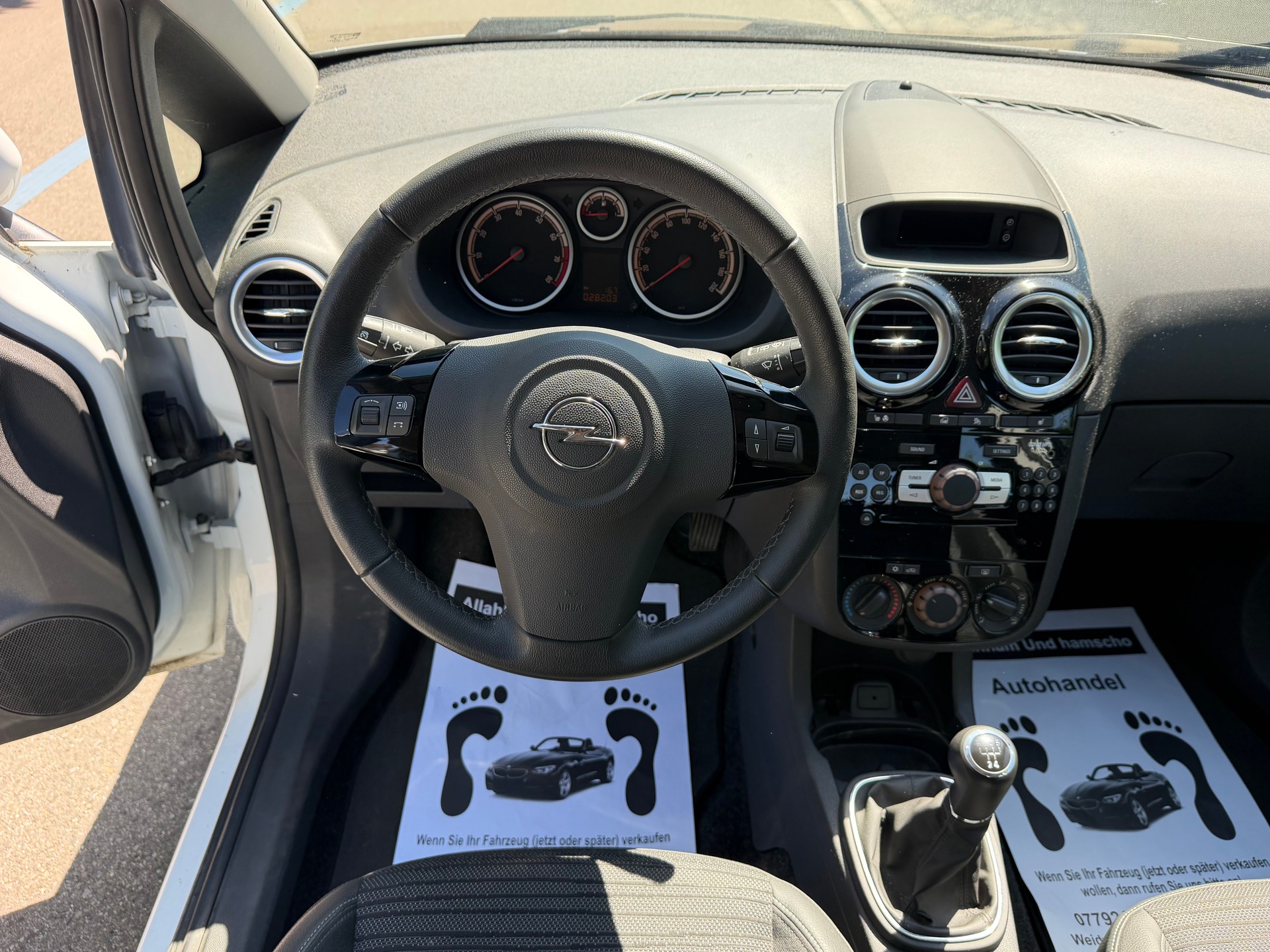 OPEL Corsa 1.2 TP Color Edition-image-11