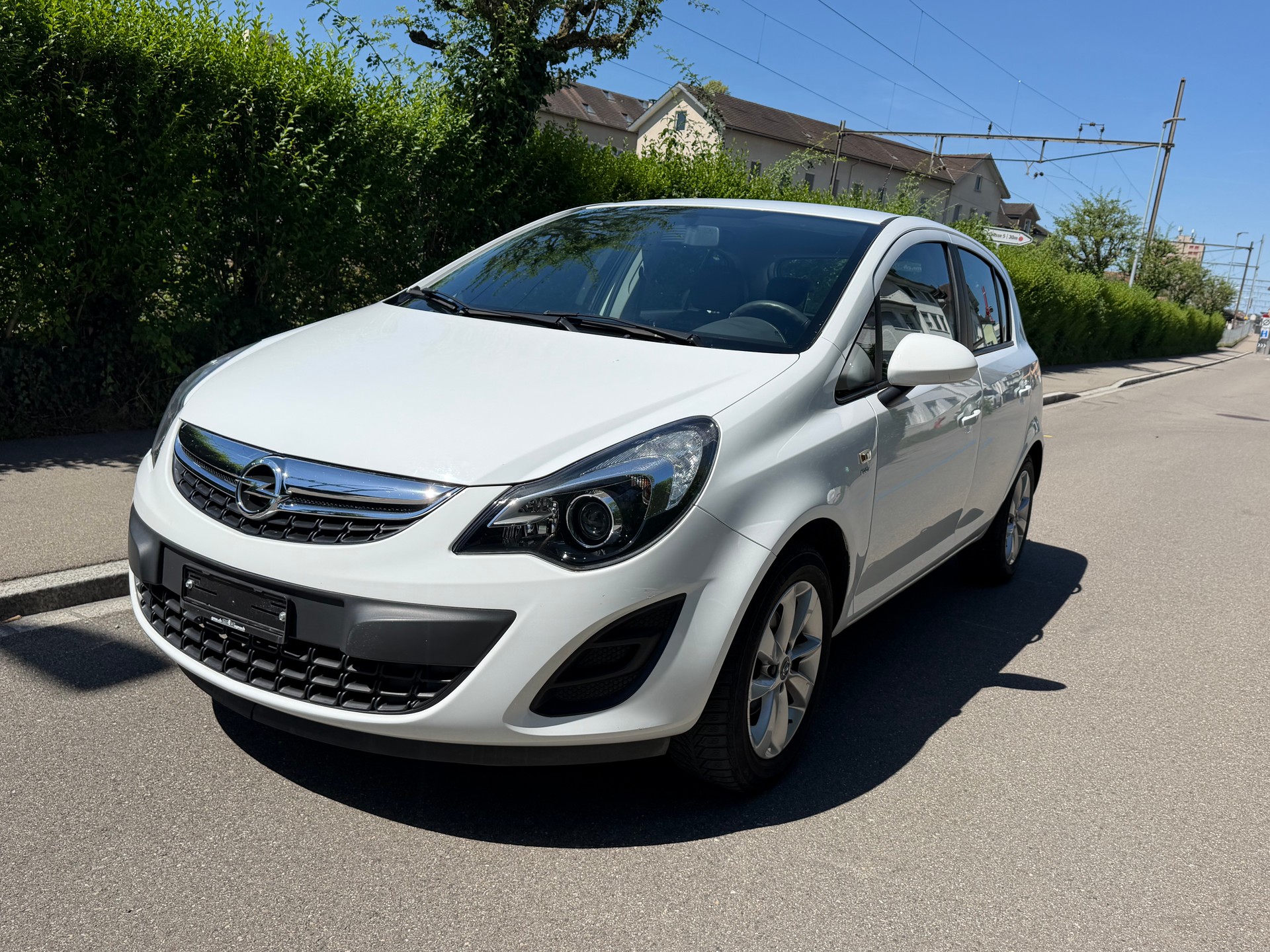 OPEL Corsa 1.2 TP Color Edition-image-6