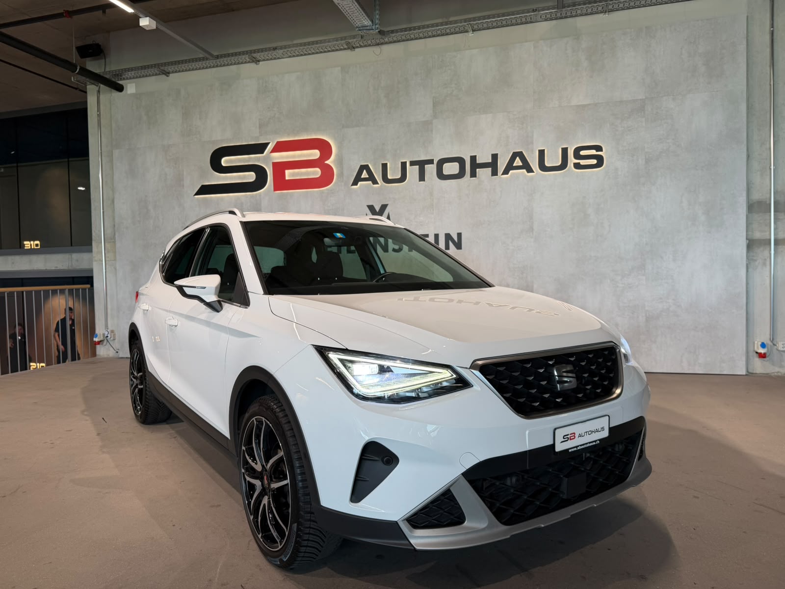 SEAT Arona 1.0 TSI Eco Xperience DSG (CH)-image-2