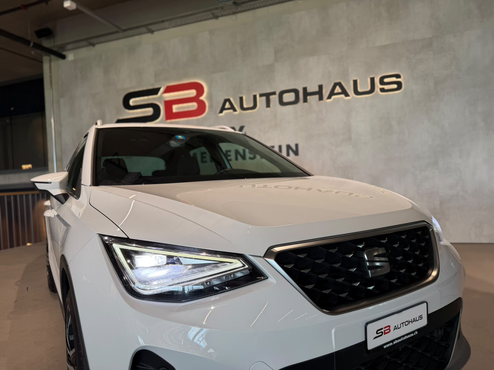 SEAT Arona 1.0 TSI Eco Xperience DSG (CH)-image-6