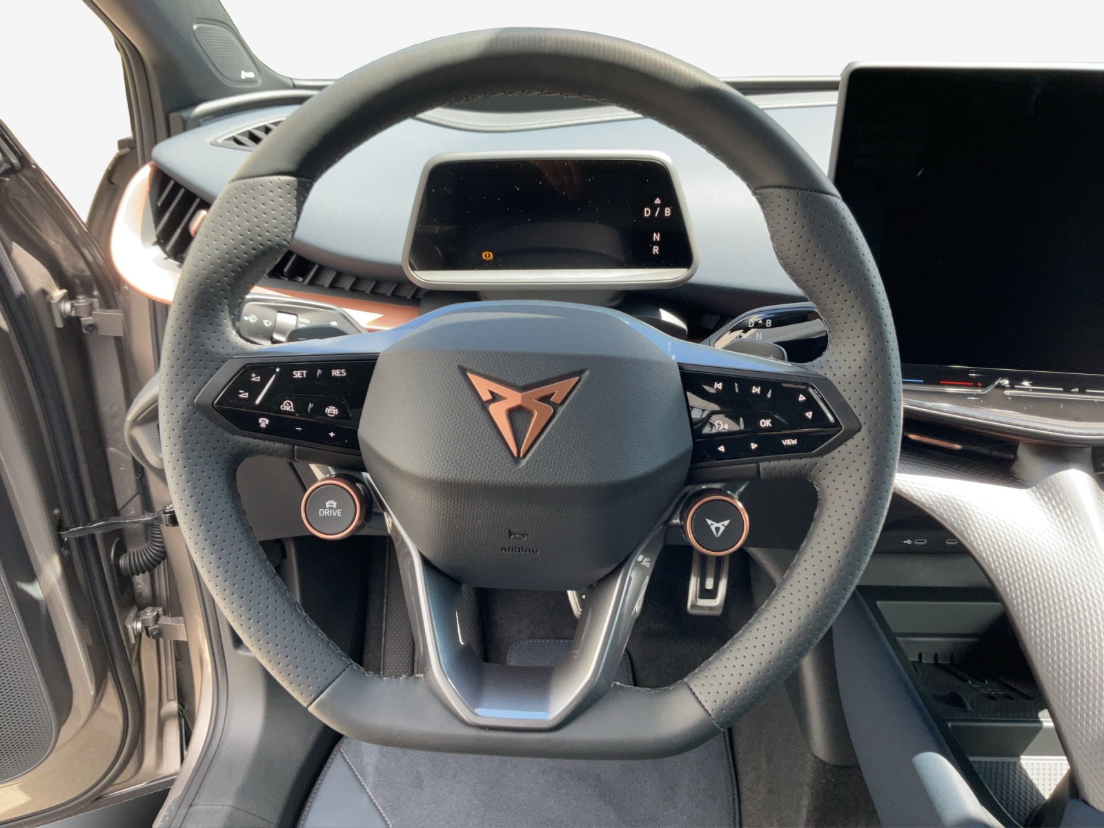 CUPRA Tavascan Type 9 77 kWh Adrenaline-image-9