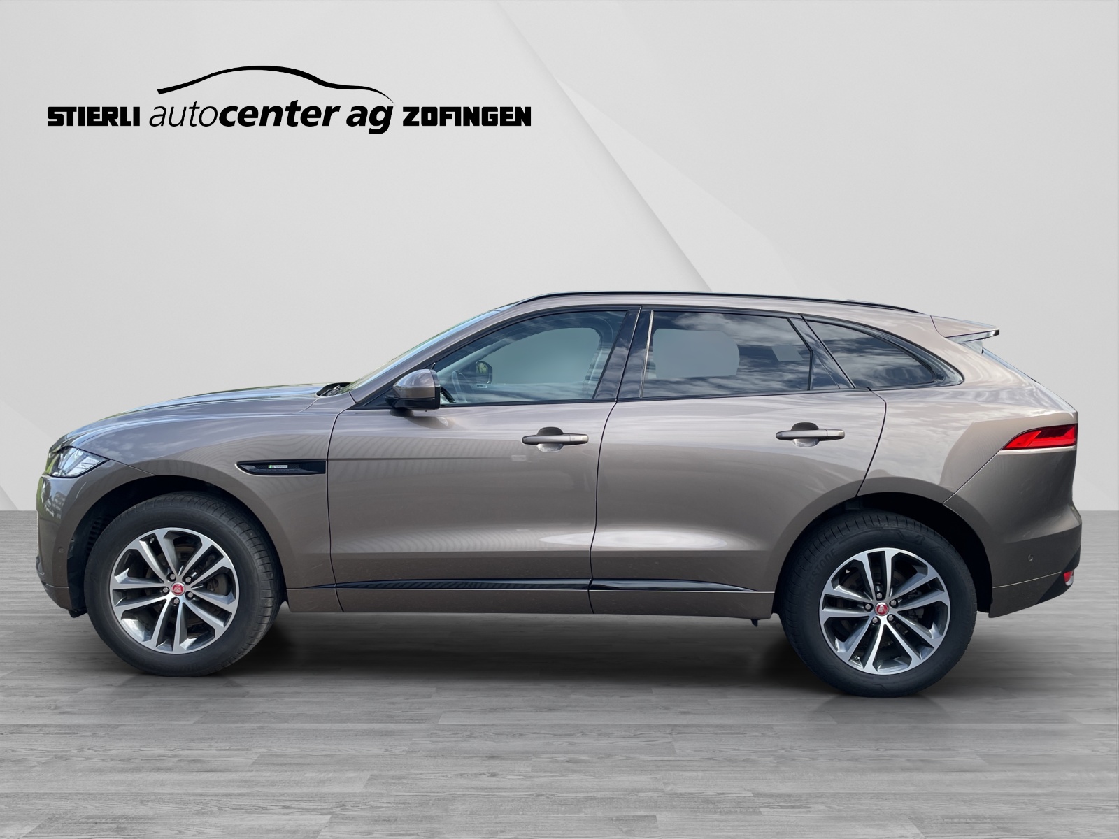 JAGUAR F-Pace 2.0 D 180 R-Sport AWD-image-7