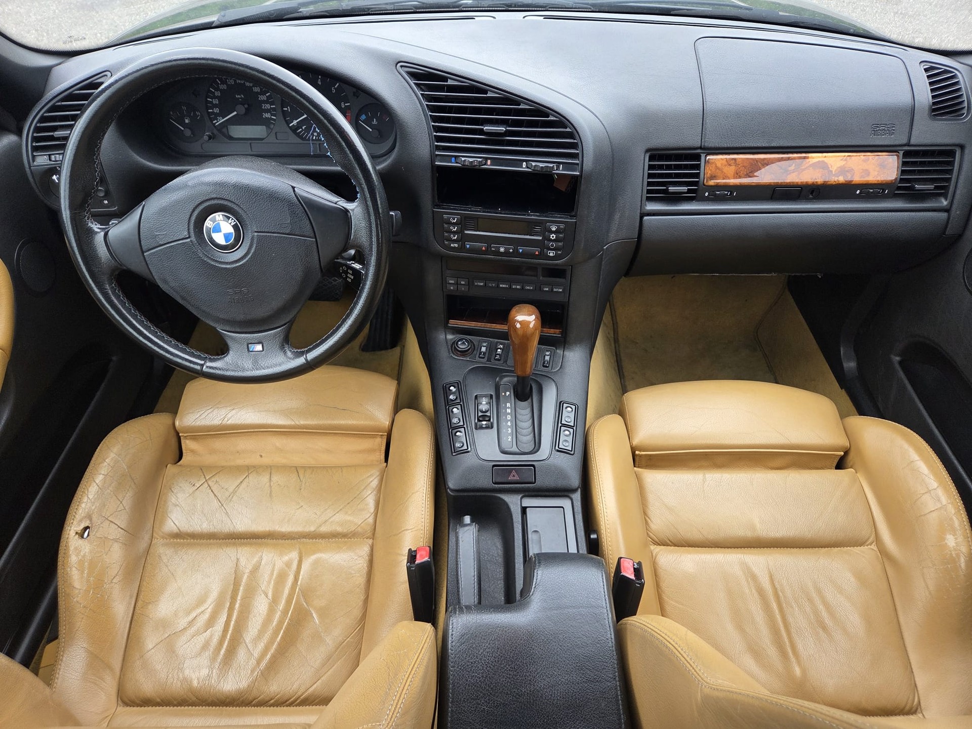 BMW 320i A Cabrio M Sport * Expertisé * Ab MFK-image-10