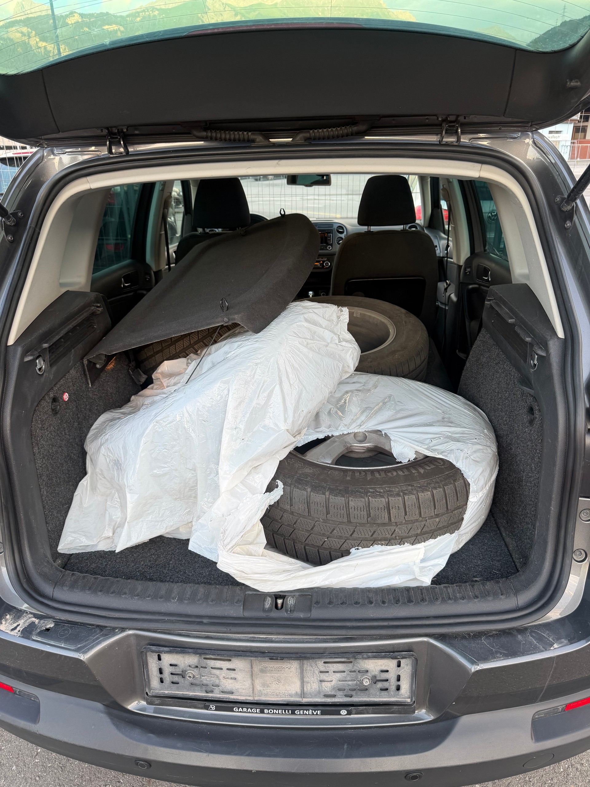 VW Tiguan 2.0 TDI BMT Design 4Motion DSG-image-6