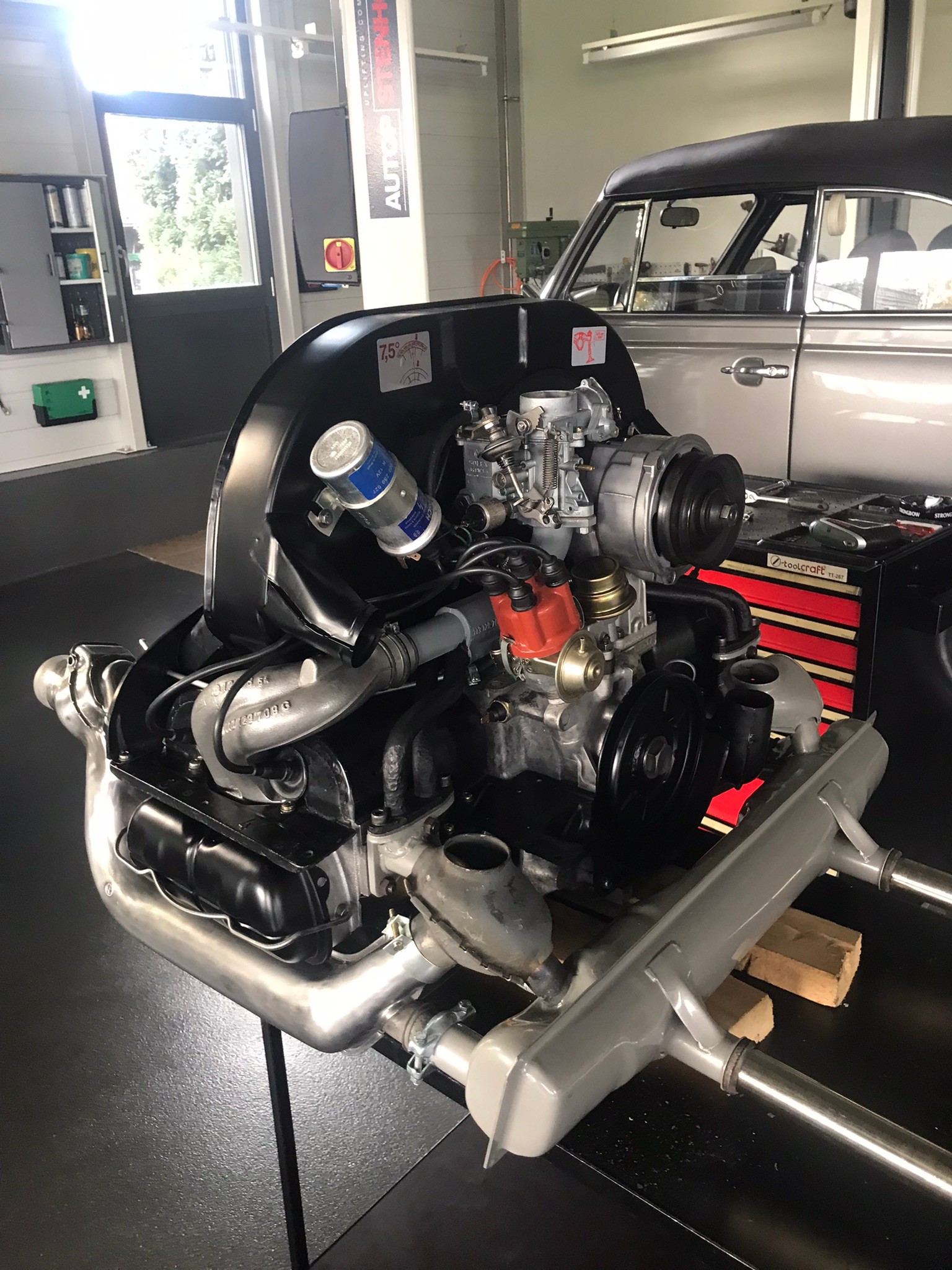 VW 1303-S-image-11