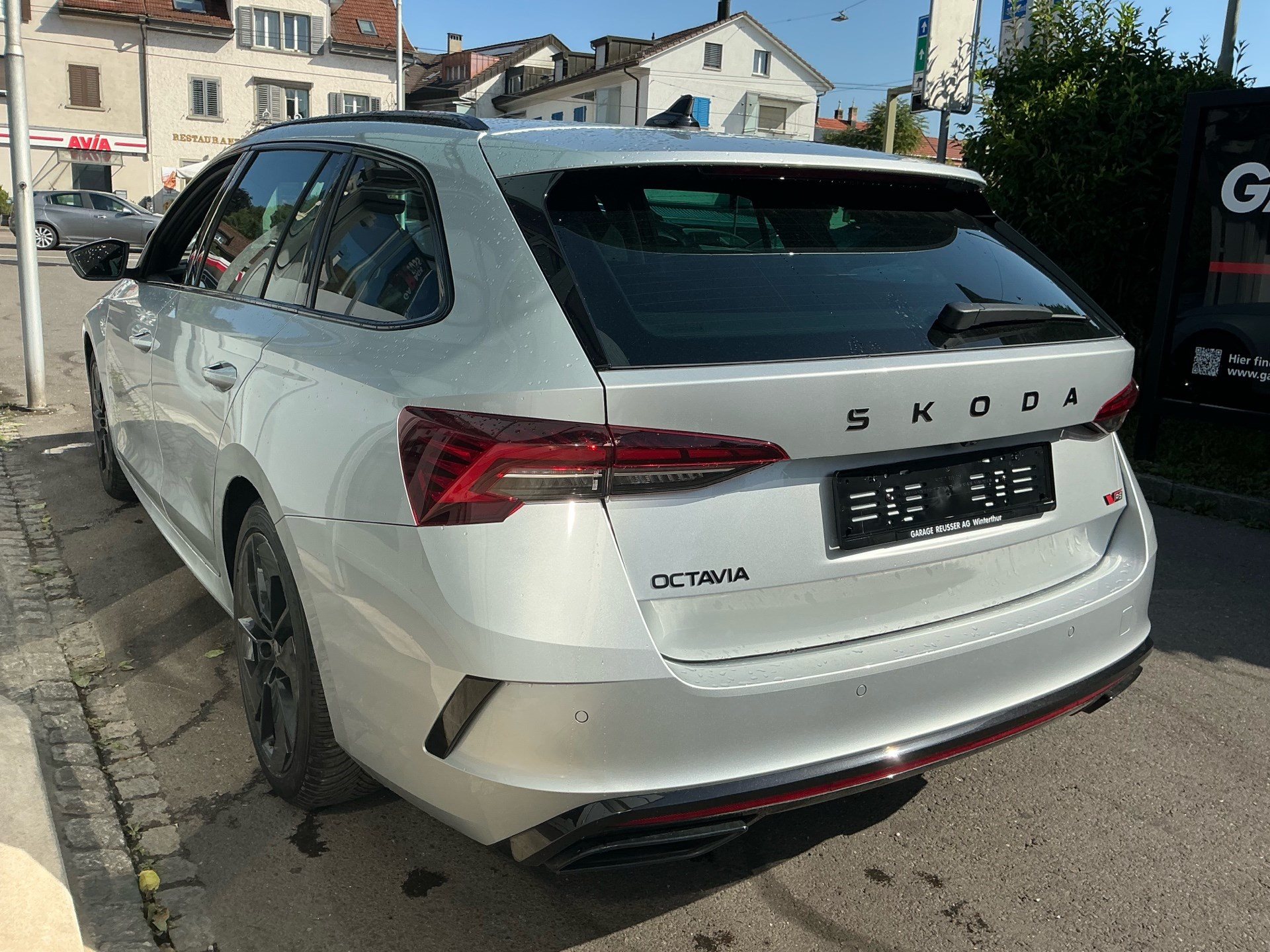 SKODA Octavia Combi 2.0 TSI RS *** 265 PS *** FACELIFT MODEL MIT ANHÄNGERKUPPLUNG ***-image-5