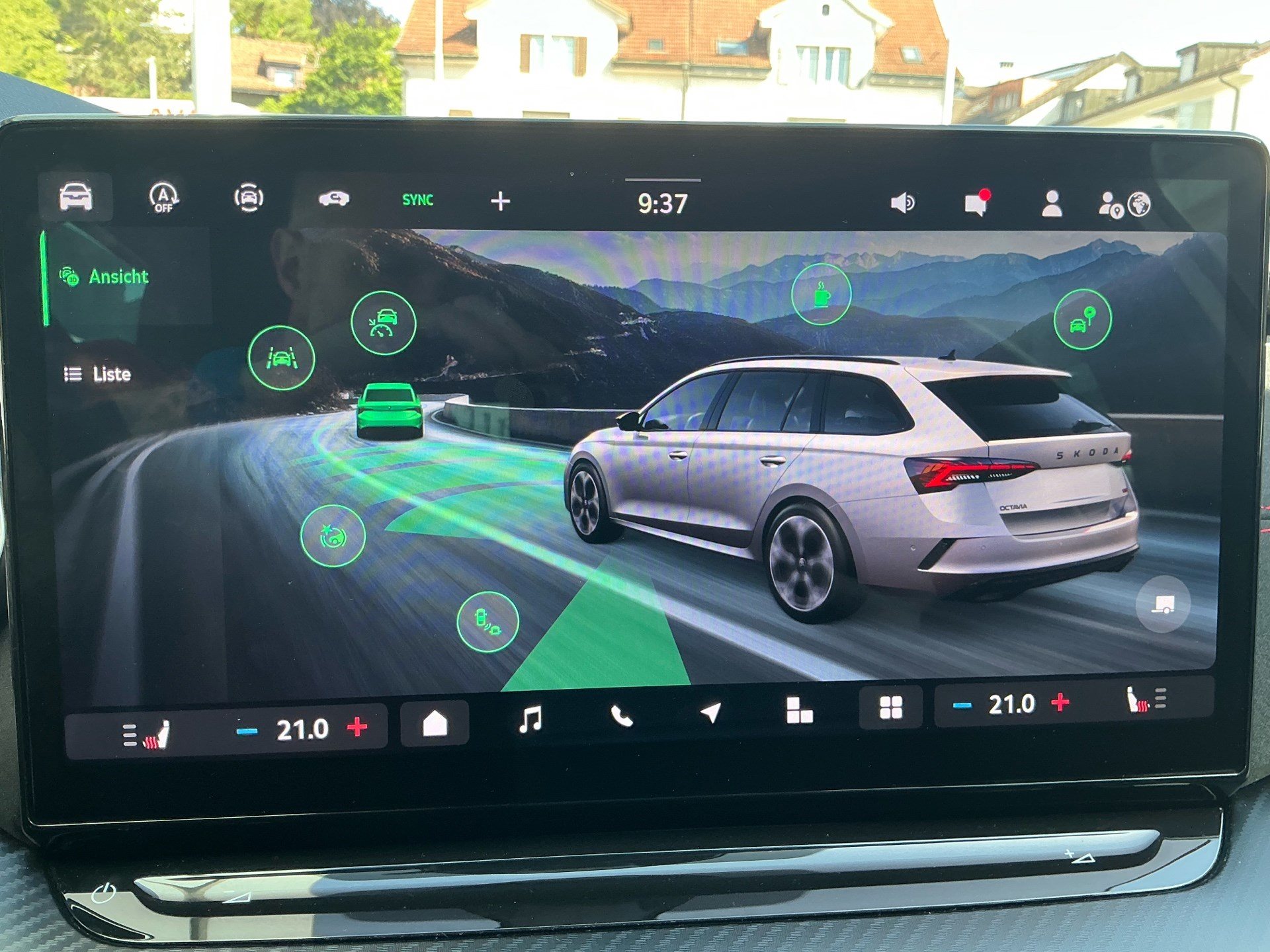 SKODA Octavia Combi 2.0 TSI RS *** 265 PS *** FACELIFT MODEL MIT ANHÄNGERKUPPLUNG ***-image-17