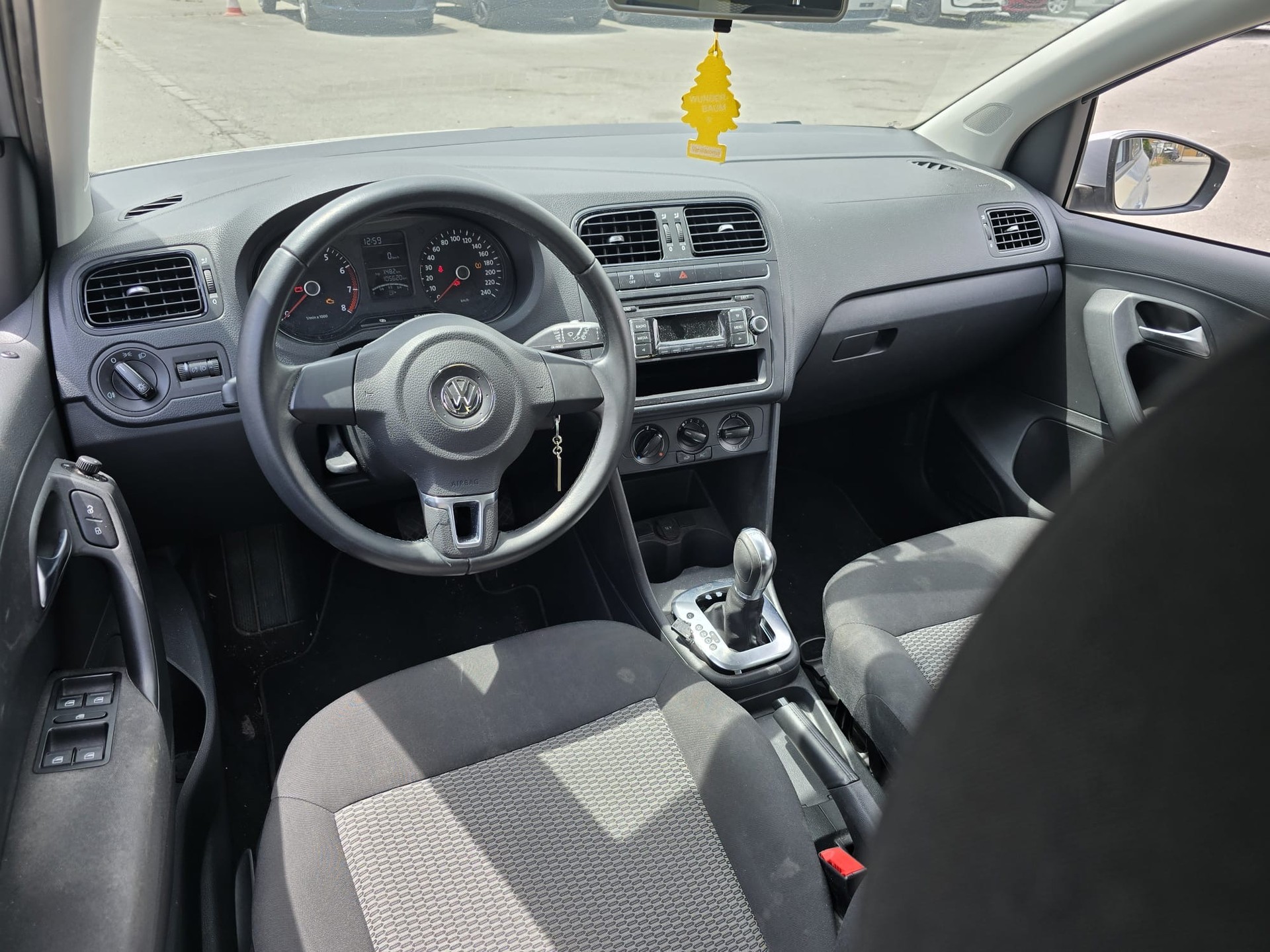 VW Polo 1.2 TSI Comfortline DSG-image-8