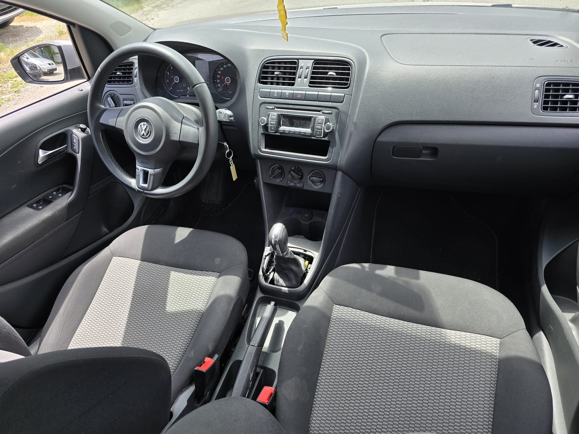 VW Polo 1.2 TSI Comfortline DSG-image-9