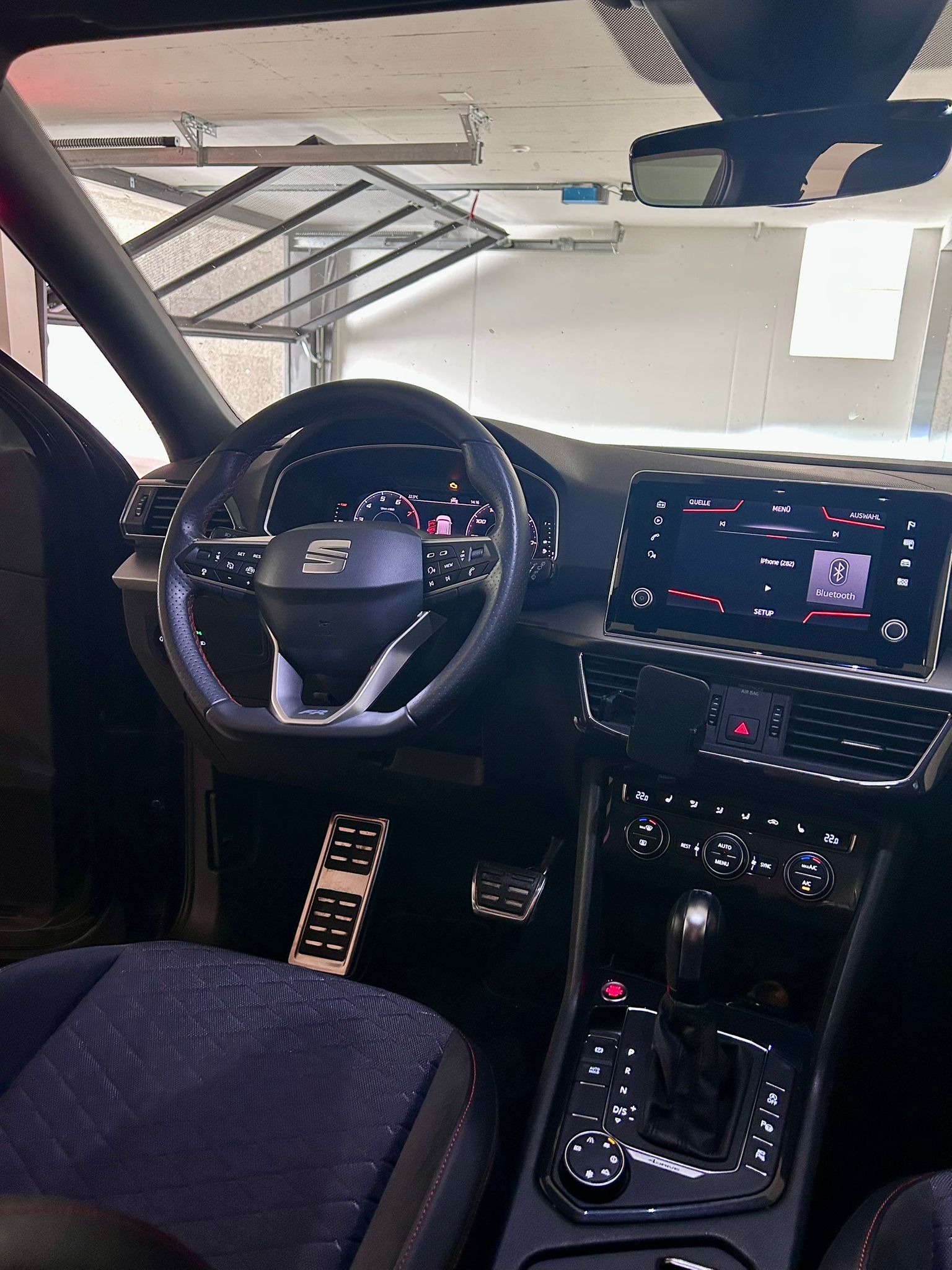 SEAT 2.0 TSI Swiss FR 4Drive DSG-image-5