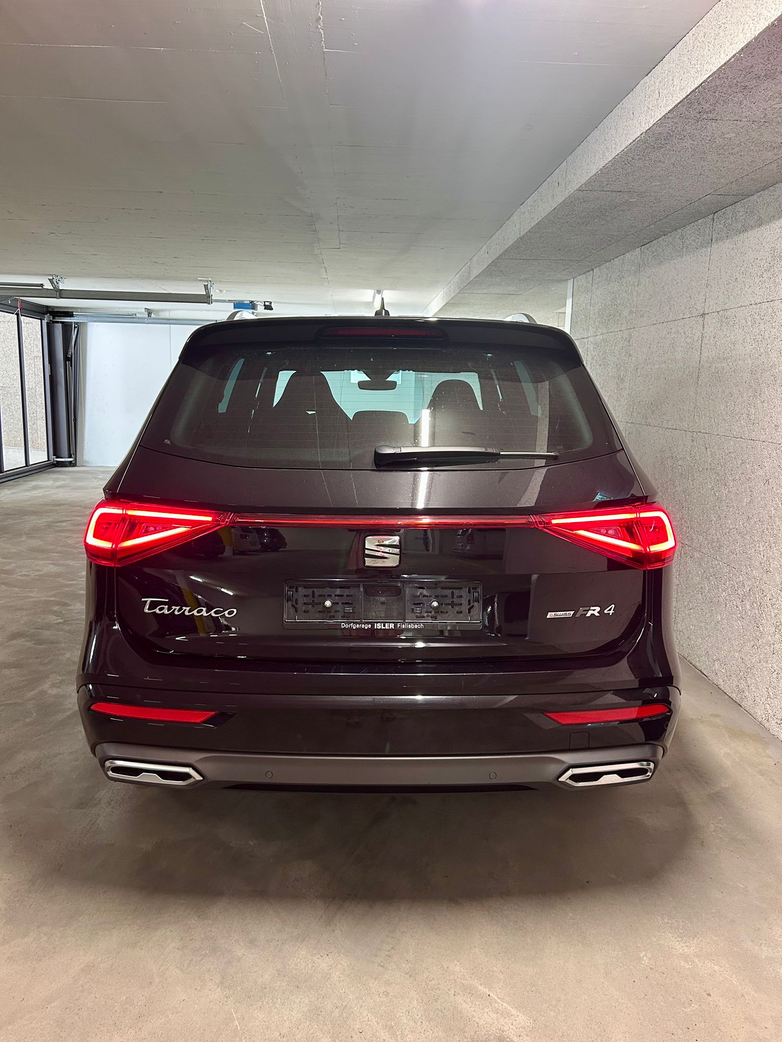 SEAT 2.0 TSI Swiss FR 4Drive DSG-image-7