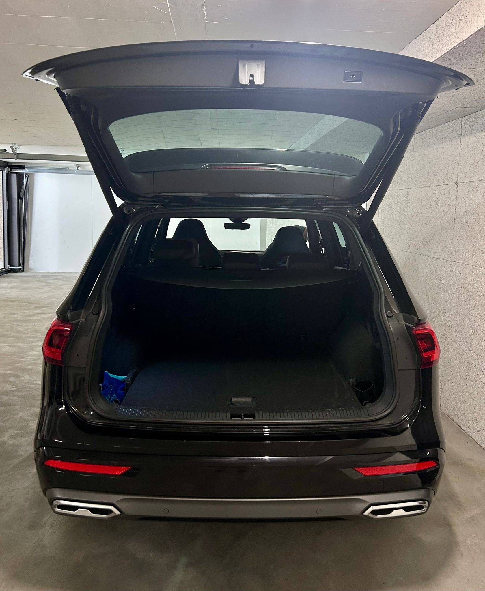 SEAT 2.0 TSI Swiss FR 4Drive DSG-image-8