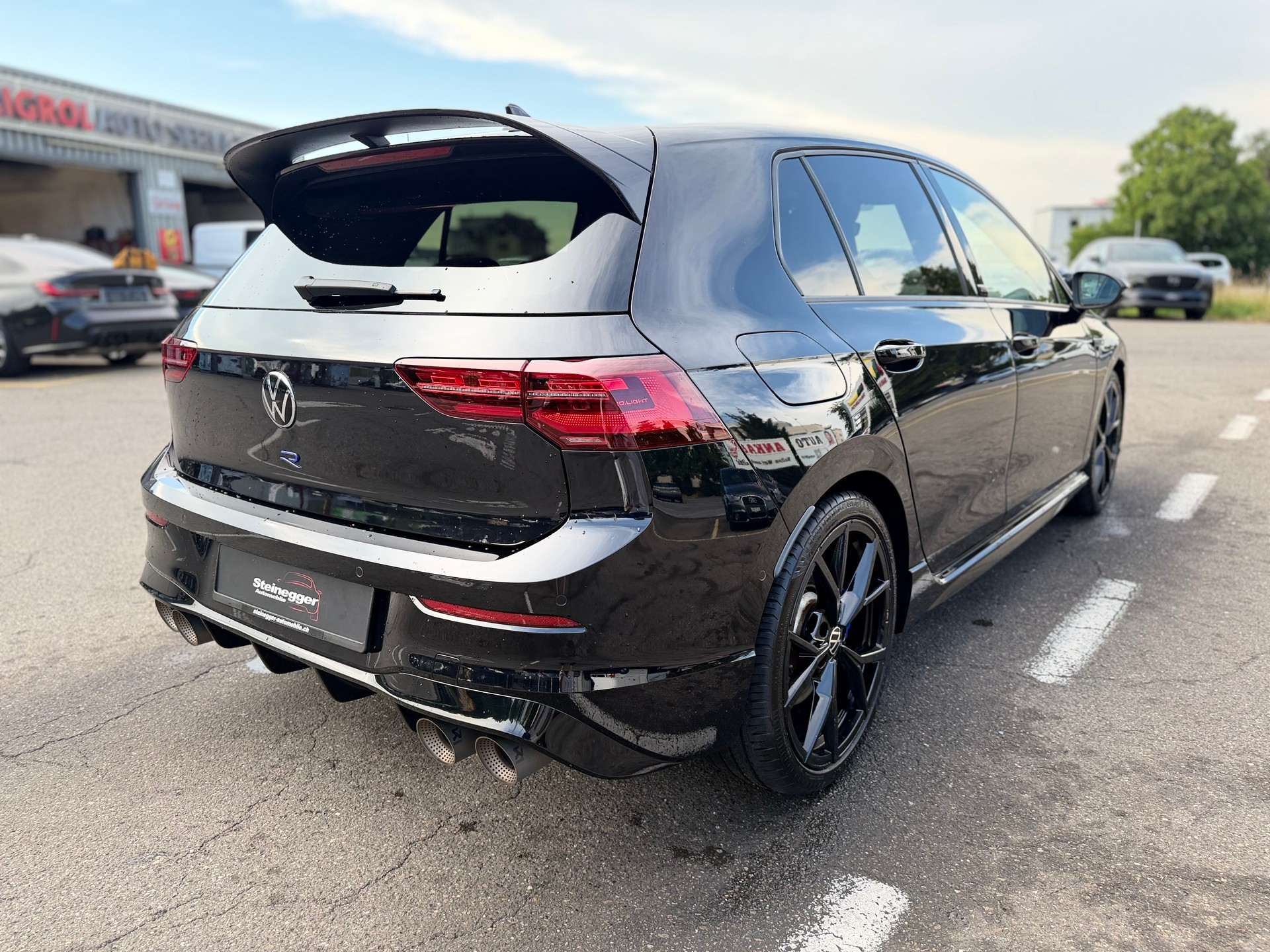 VW Golf 2.0 TSI R DSG 4Motion R 20 Years-image-10