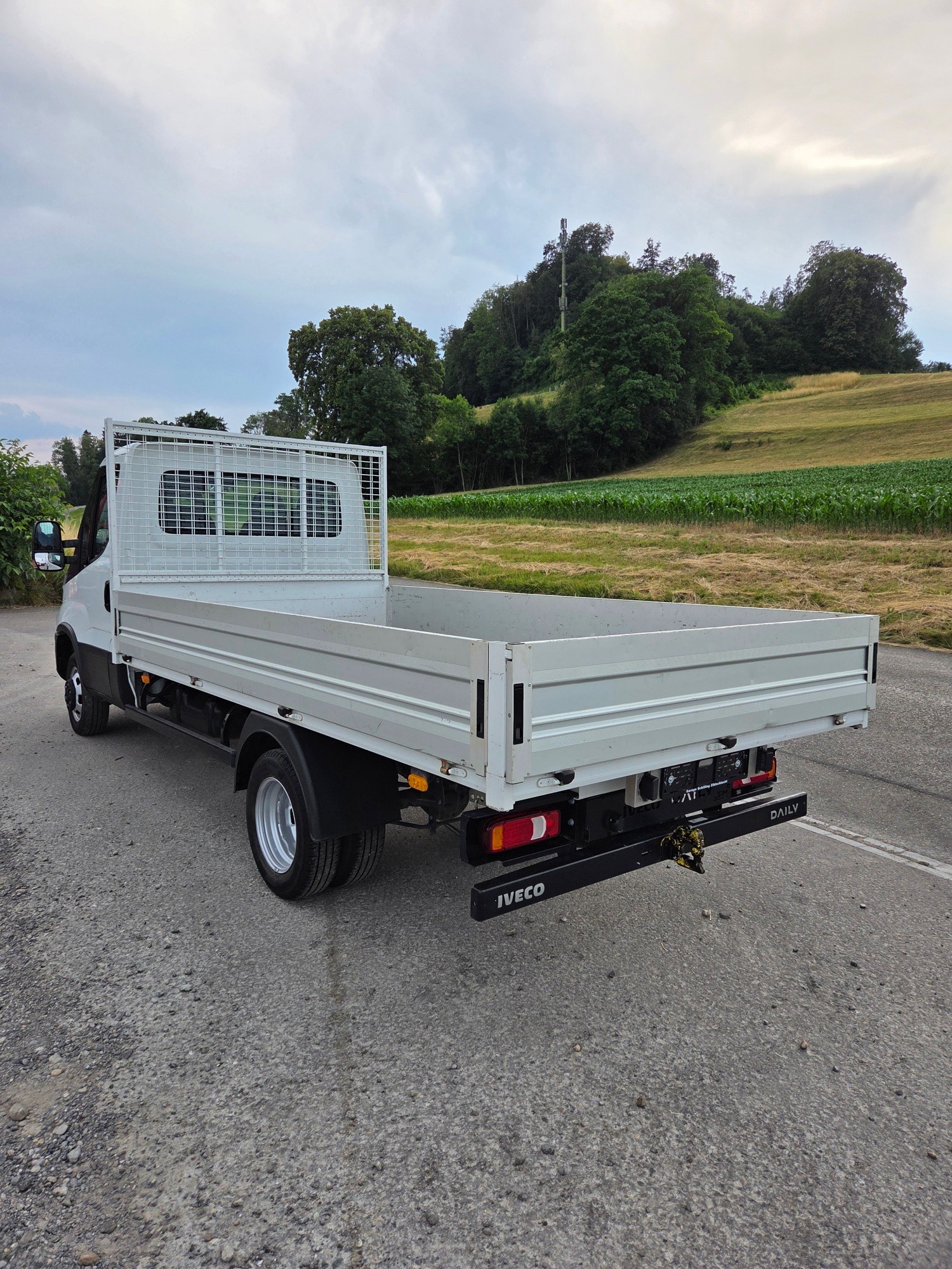 IVECO 35 C 16H-image-1