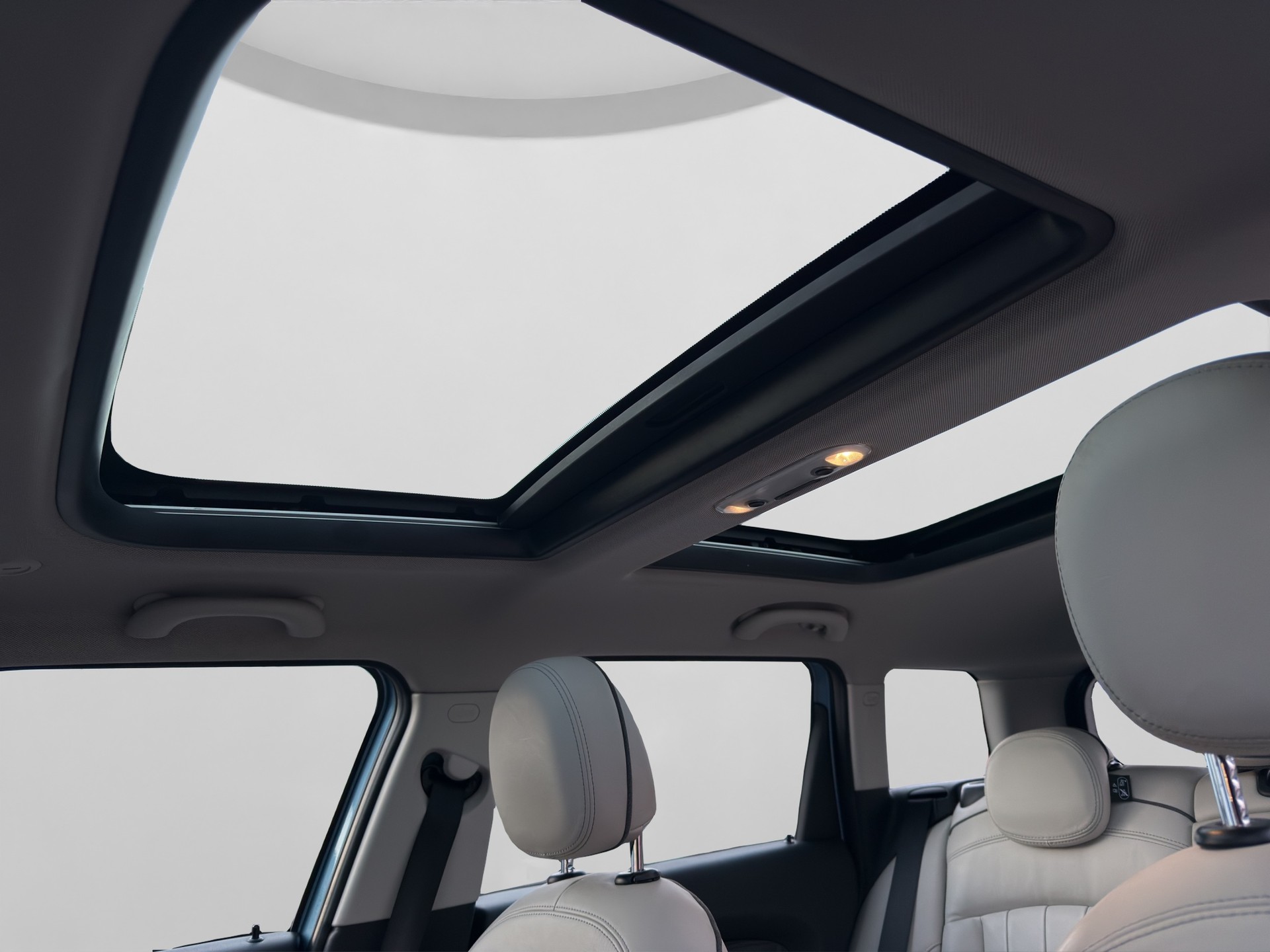 MINI Clubman Cooper S ALL4 Steptronic-image-14