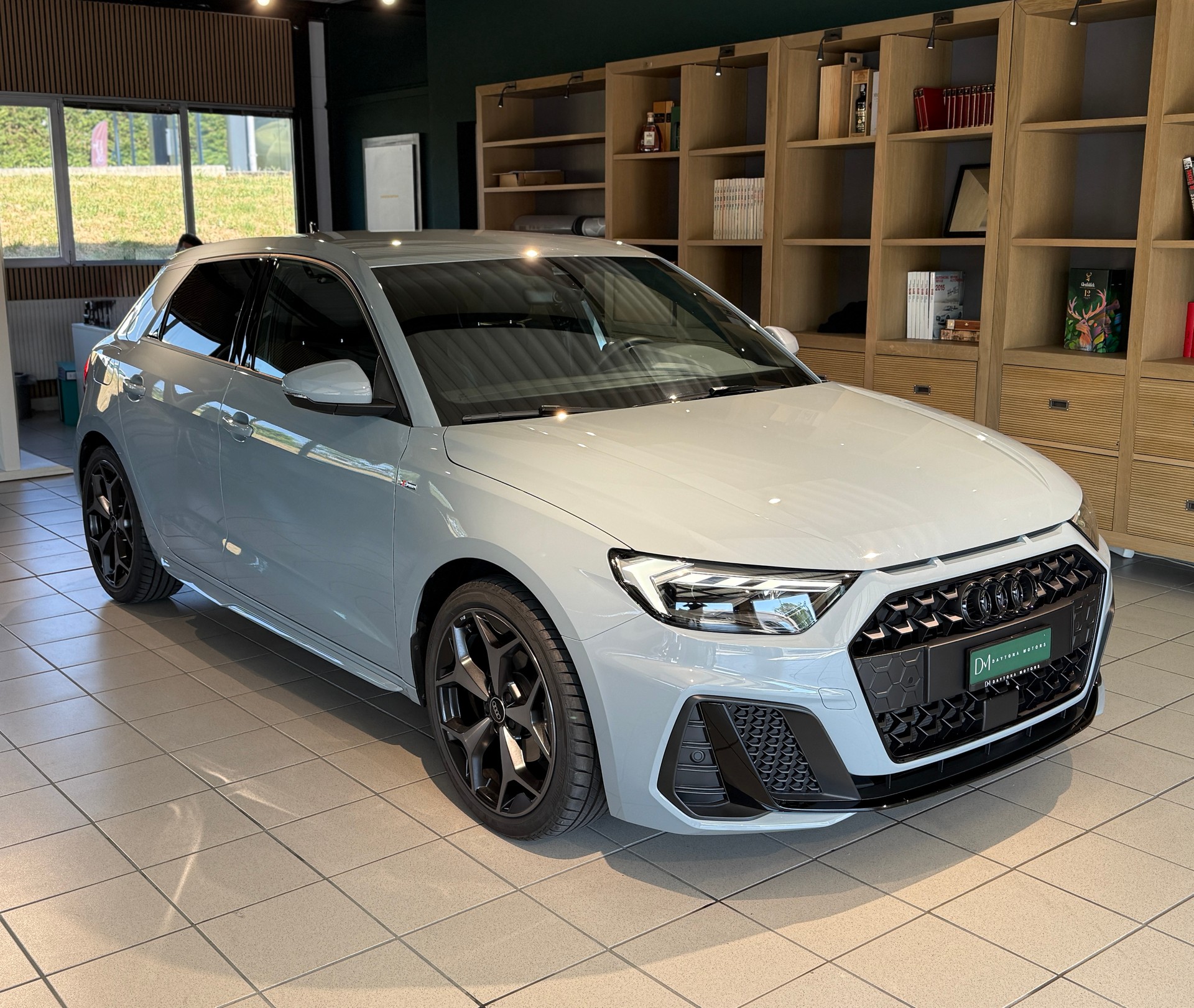 AUDI A1 Sportback 35 TFSI S Line S-tronic-image-3