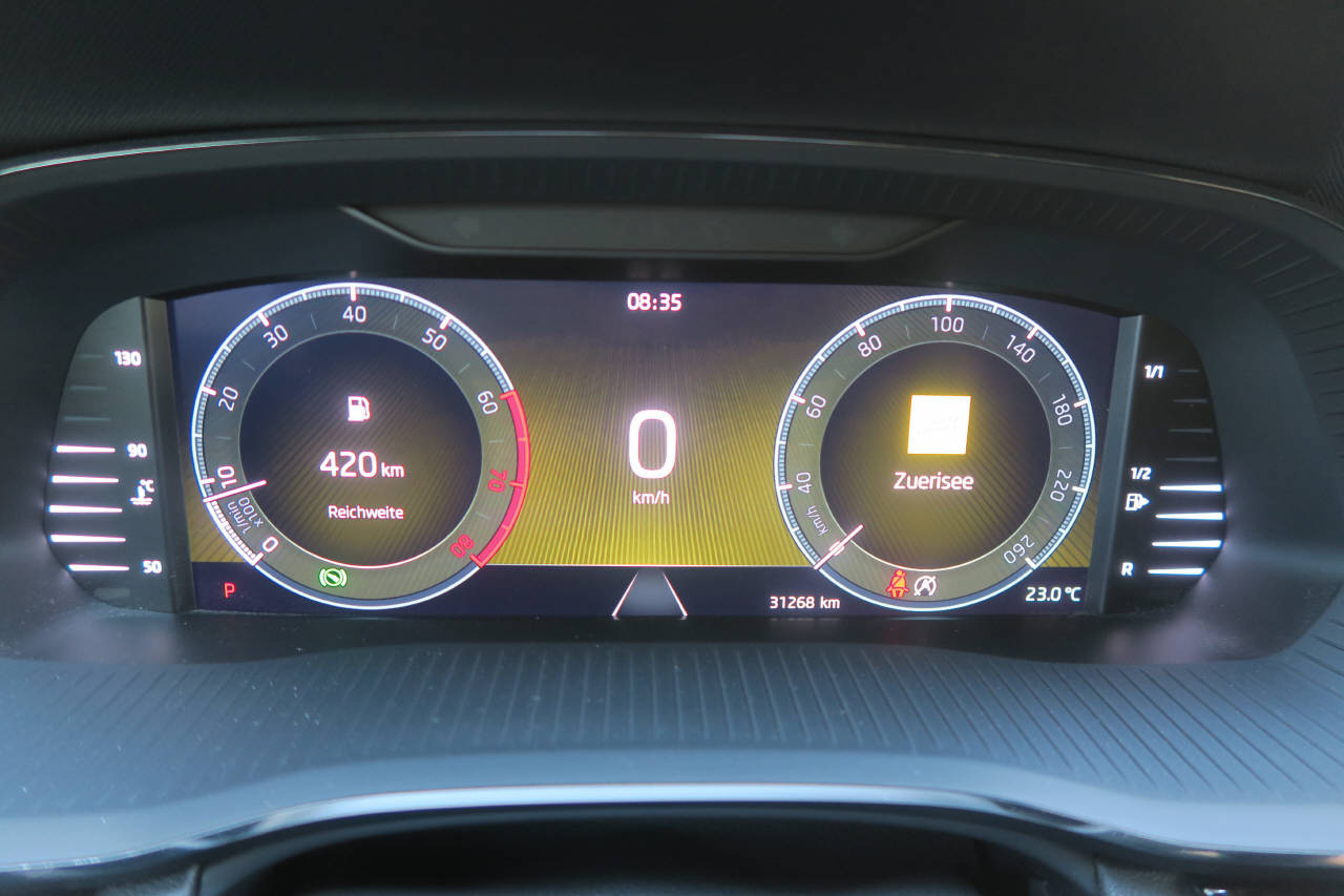 SKODA Octavia Combi 2.0 TSI Style 4x4 DSG-image-6