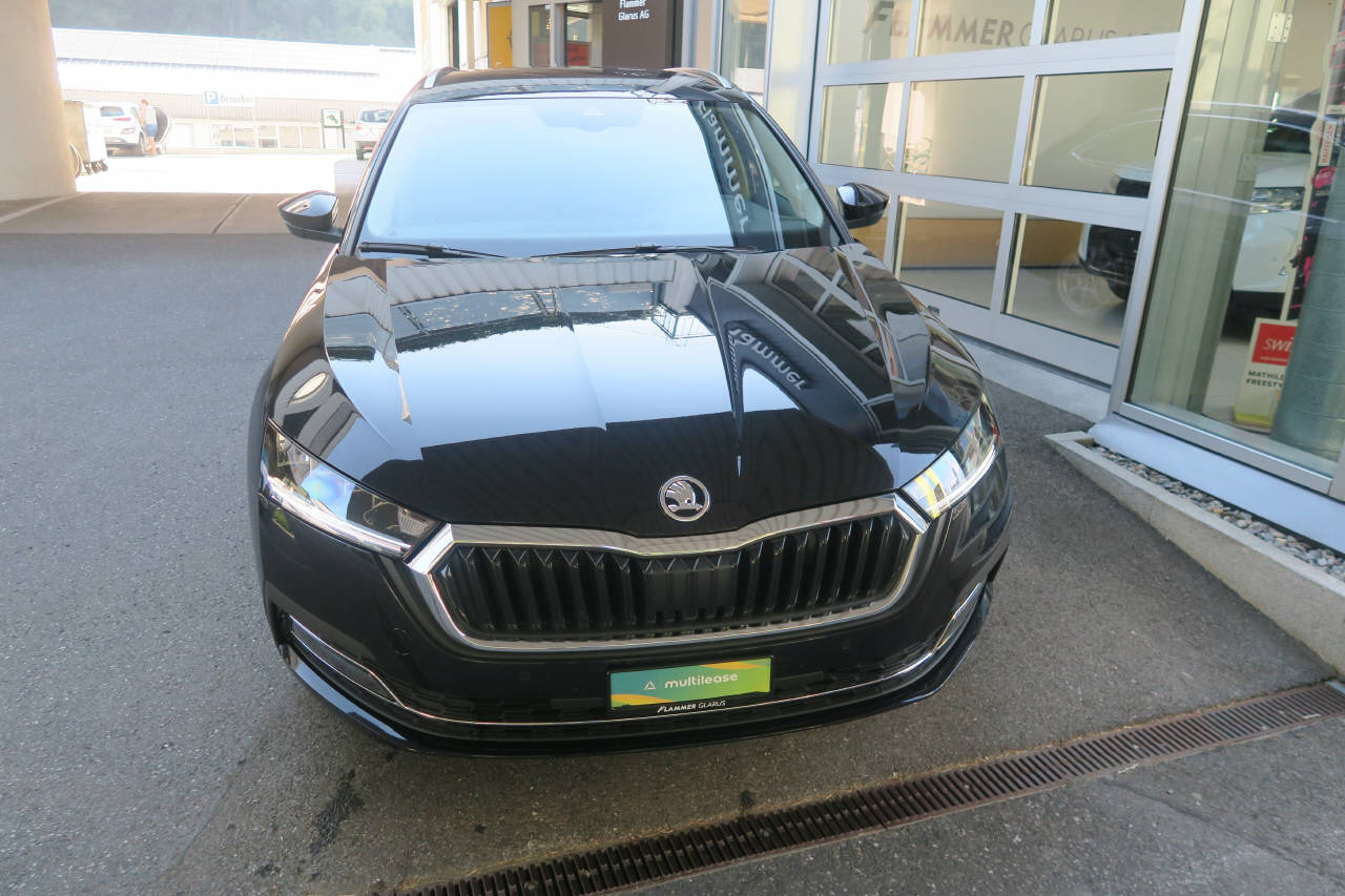SKODA Octavia Combi 2.0 TSI Style 4x4 DSG-image-0