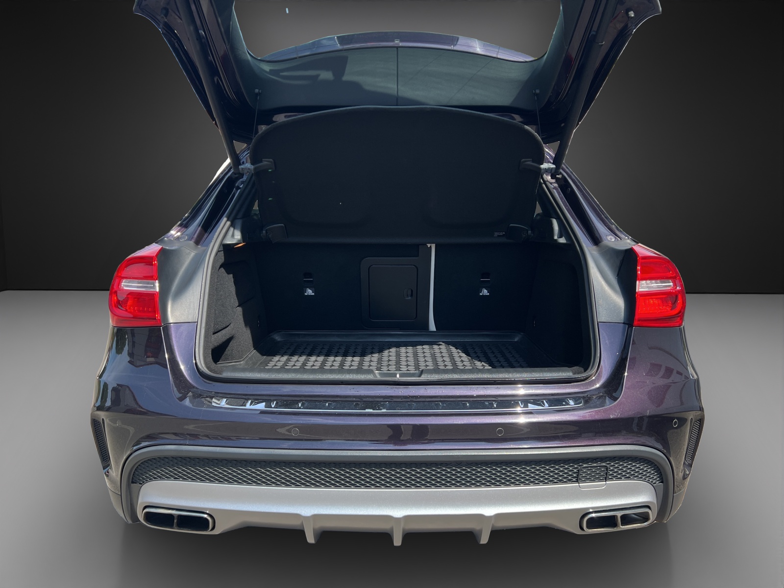 MERCEDES-BENZ GLA 45 AMG 4Matic 7G-DCT-image-13