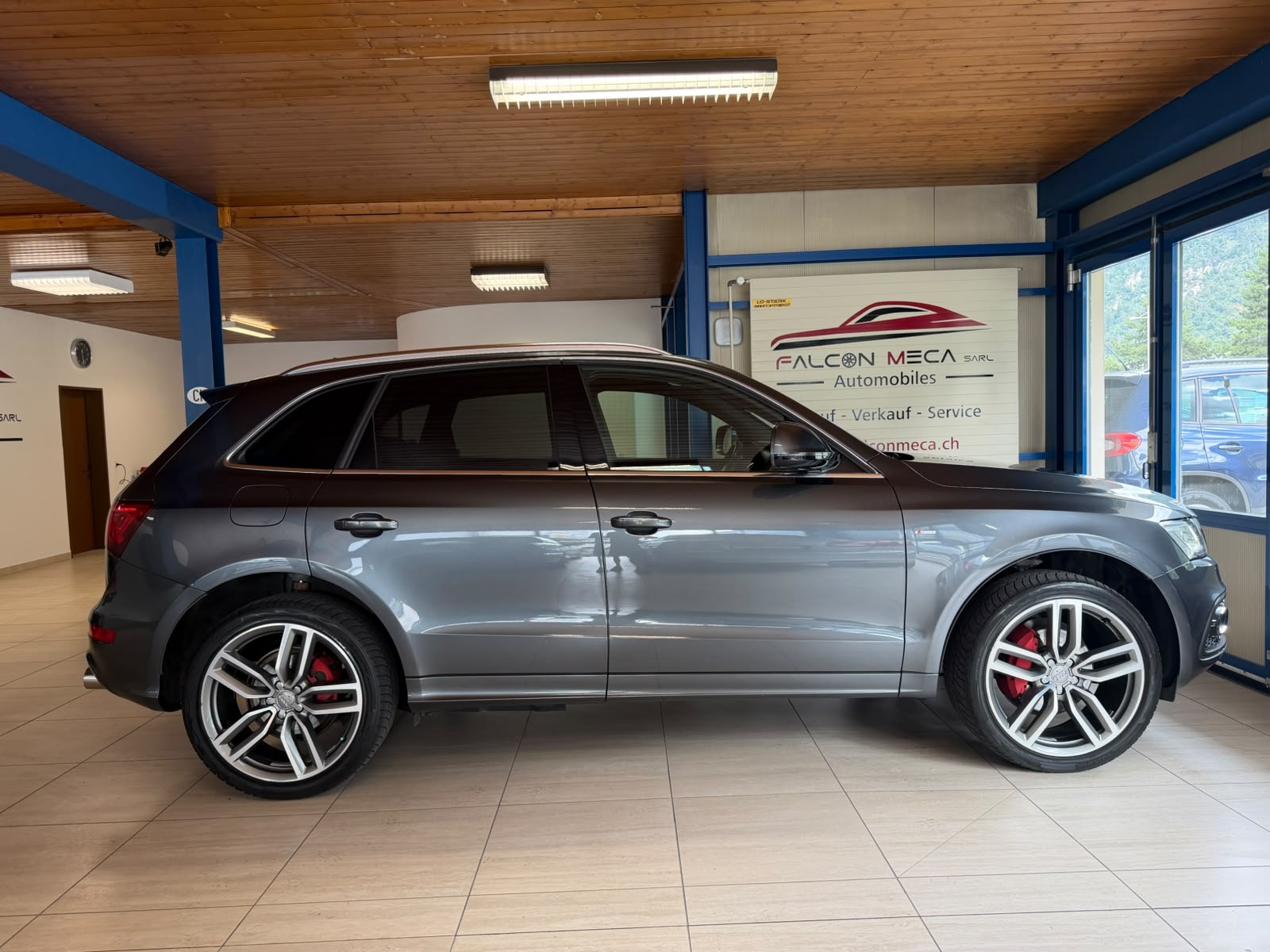AUDI Q5 2.0 TDI quattro S-tronic-image-6