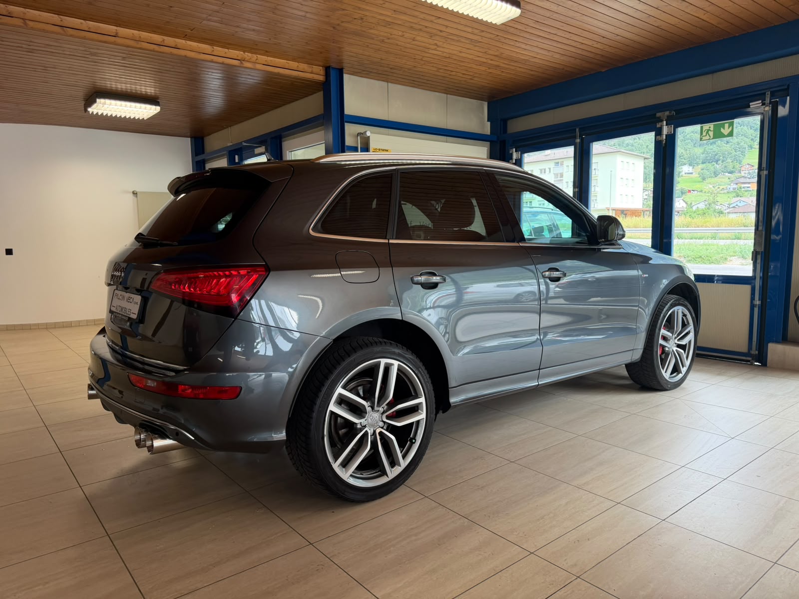AUDI Q5 2.0 TDI quattro S-tronic-image-9