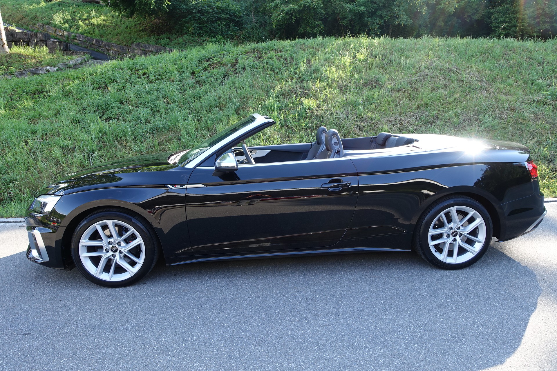 AUDI S5 Cabriolet 3.0 TFSI quattro tiptronic-image-4