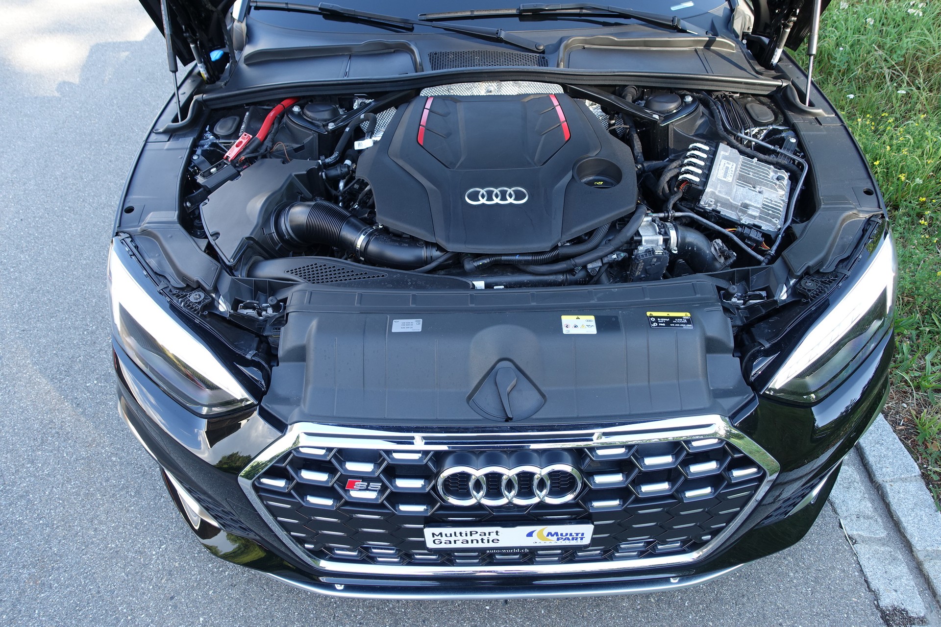 AUDI S5 Cabriolet 3.0 TFSI quattro tiptronic-image-12