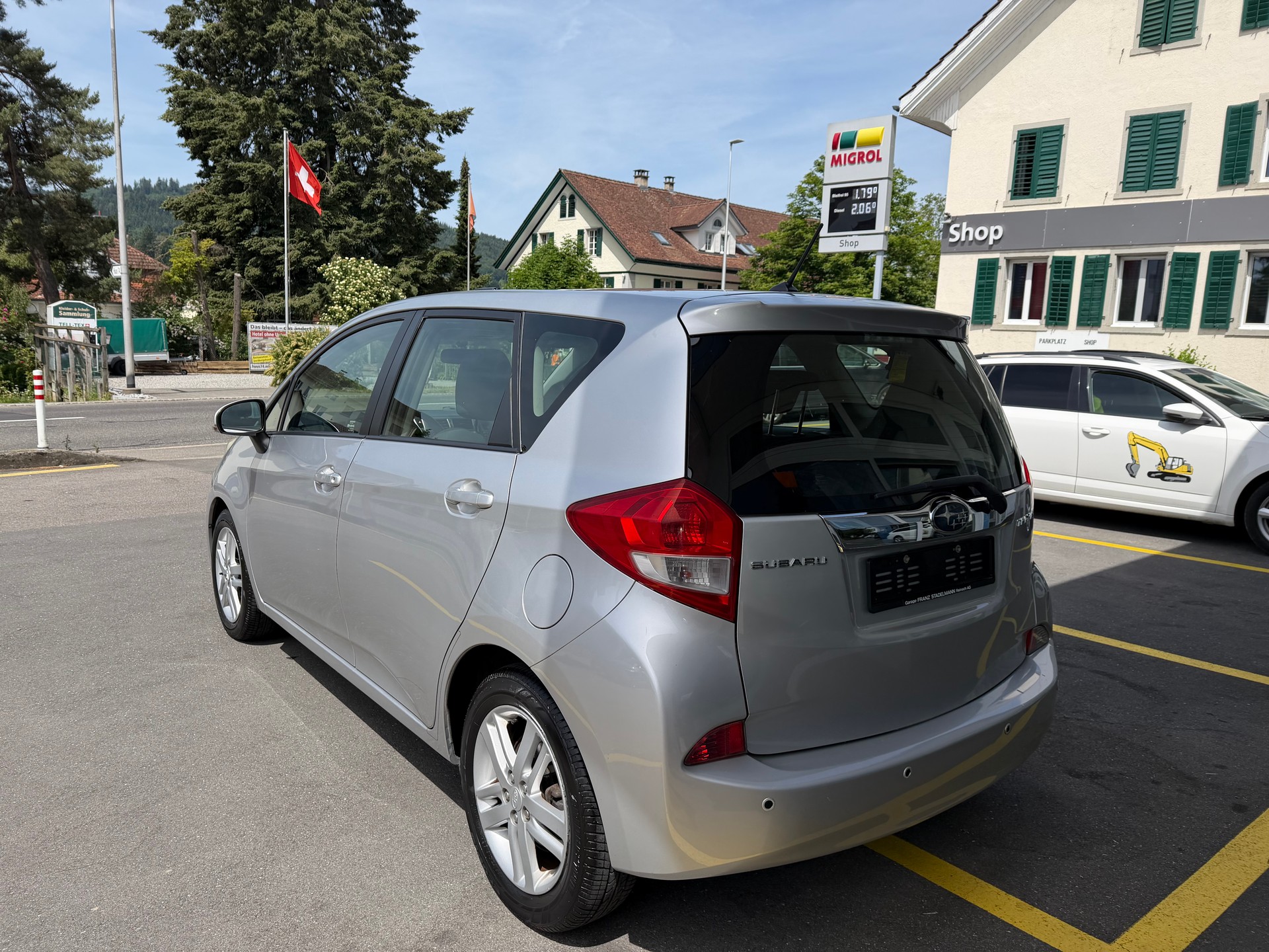 SUBARU Trezia 1.4D Swiss Automatic-image-5