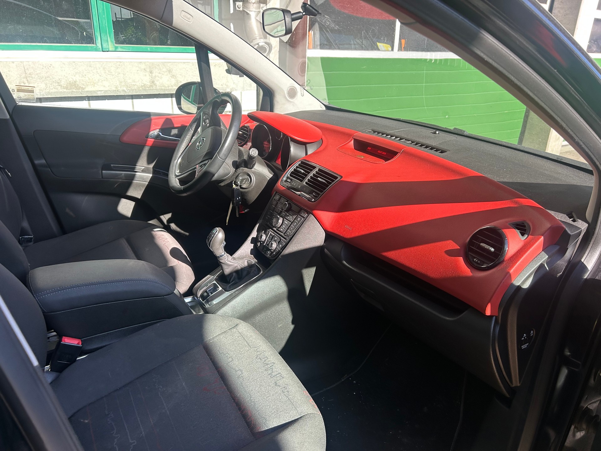 OPEL Meriva 1.4 Turbo Cosmo-image-5