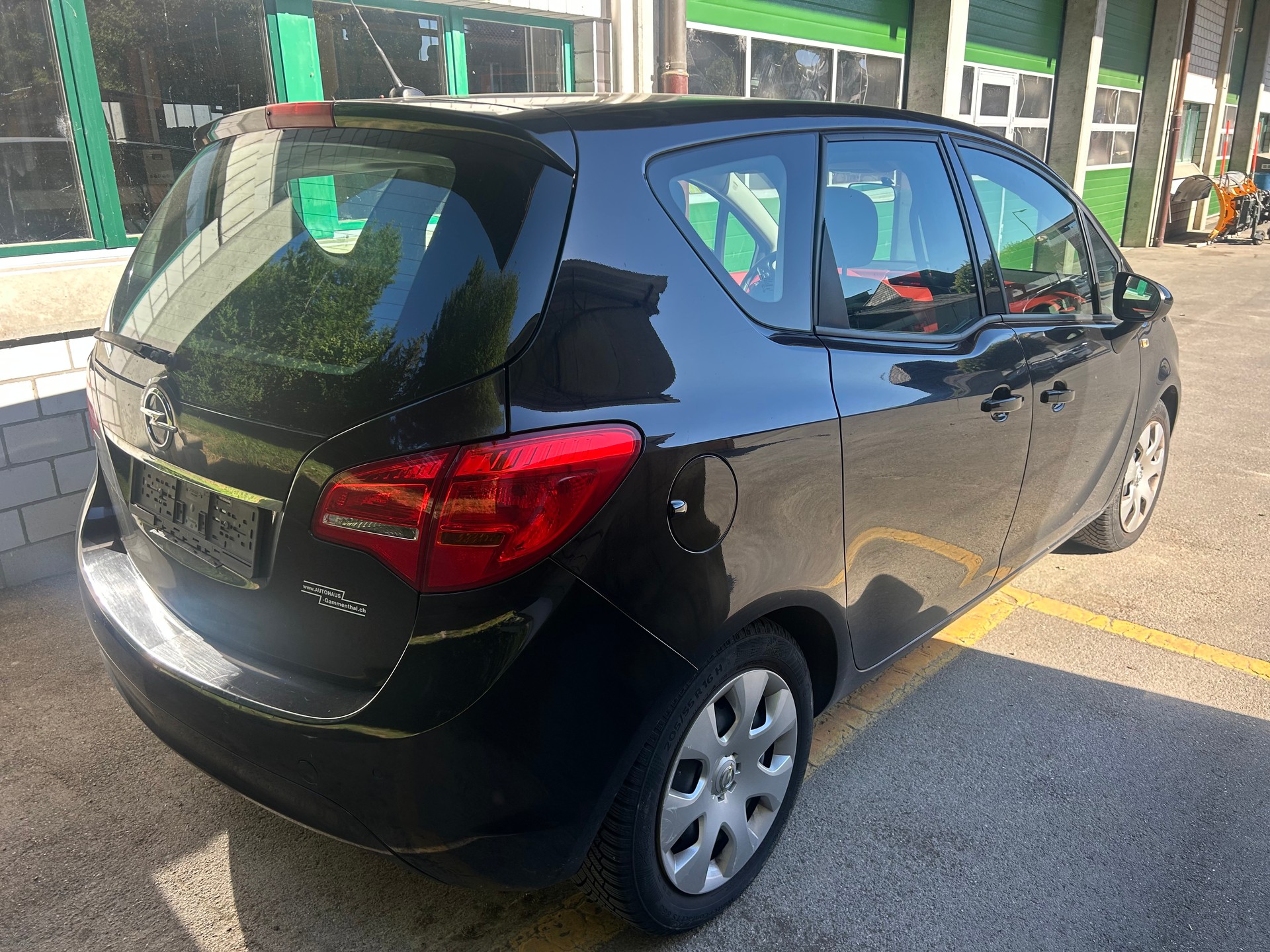 OPEL Meriva 1.4 Turbo Cosmo-image-3