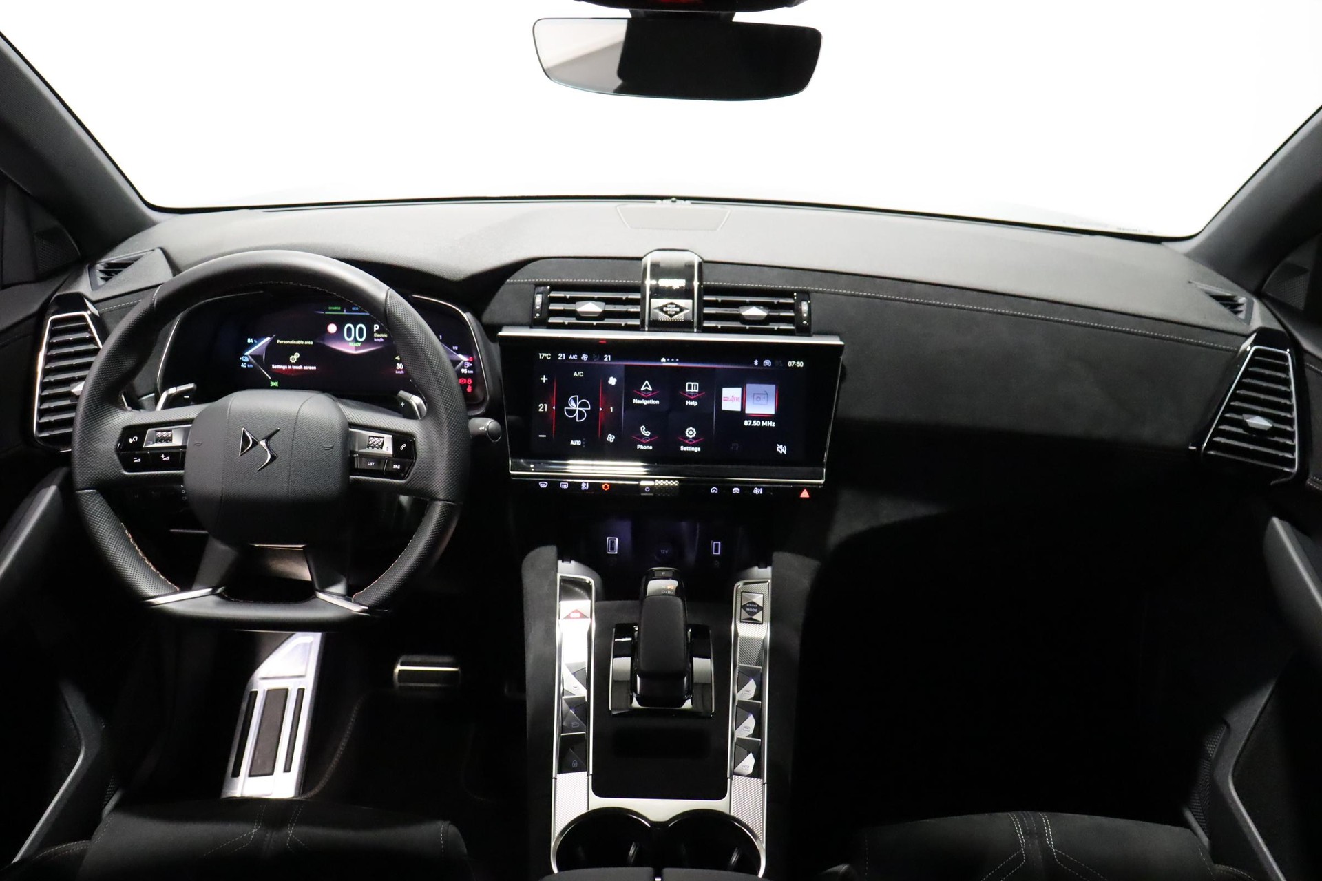 DS AUTOMOBILES 7 1.6 E-Tense Ligne Noire 4x4-image-5