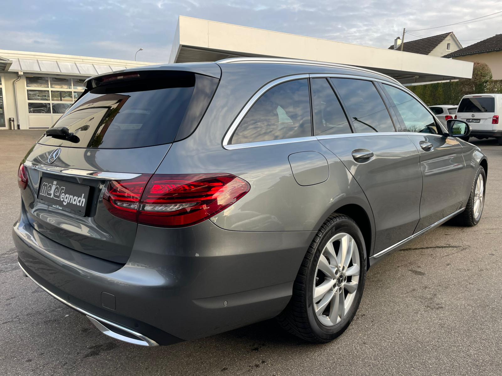 MERCEDES-BENZ C 220 d Swiss Star Avantgarde 4M 9G-Tronic-image-8