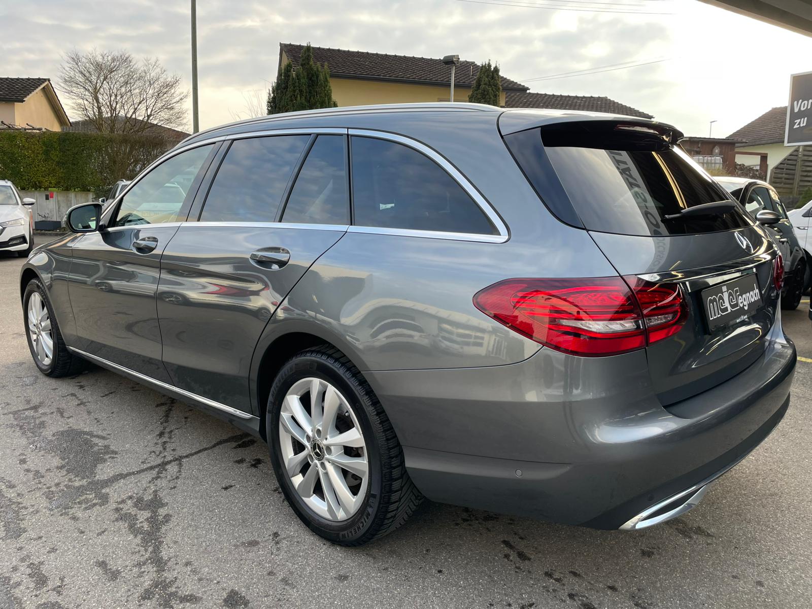 MERCEDES-BENZ C 220 d Swiss Star Avantgarde 4M 9G-Tronic-image-5