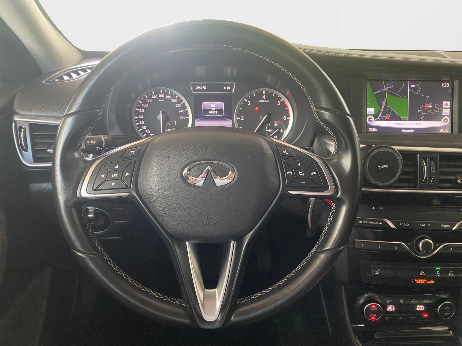 INFINITI Q30 2.2d Luxe AWD DCT-image-9