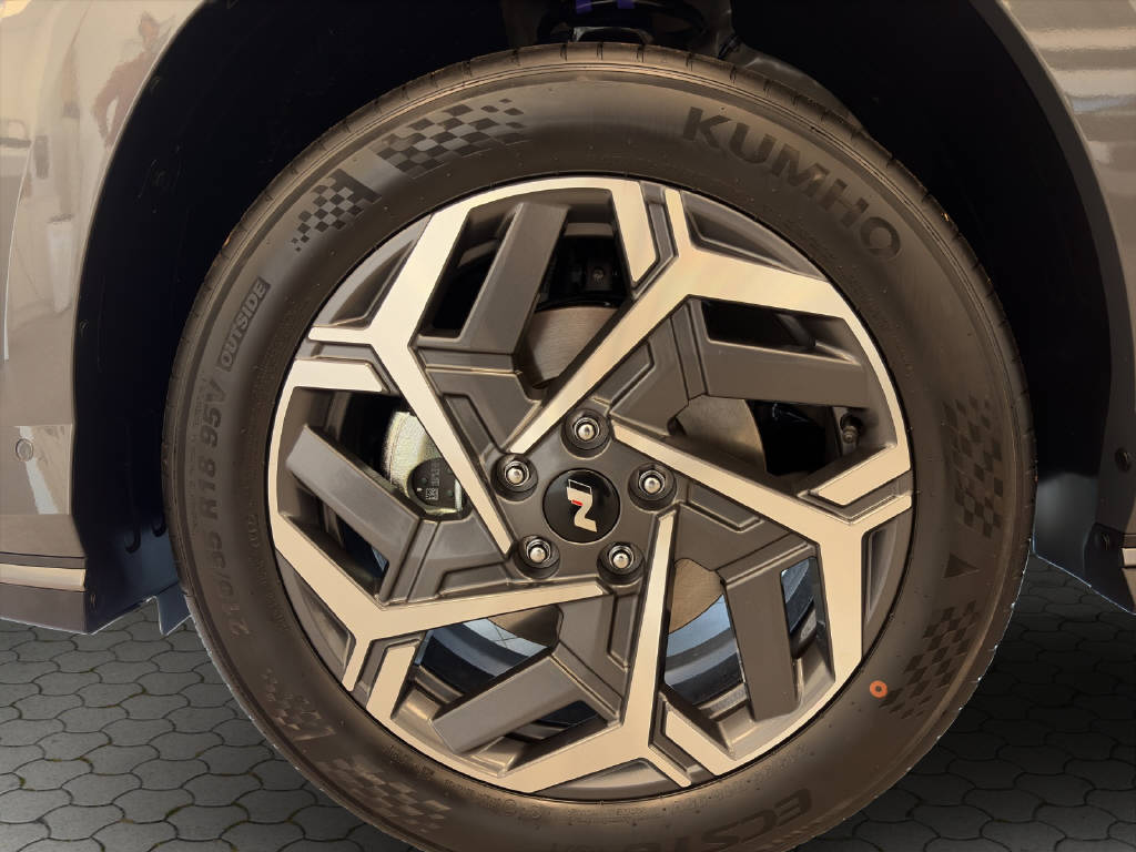 HYUNDAI Kona 1.6 GDi Hybrid N-Line-image-13