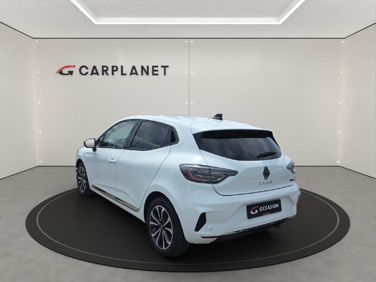 RENAULT Clio 1.6 E-Tech techno-image-3