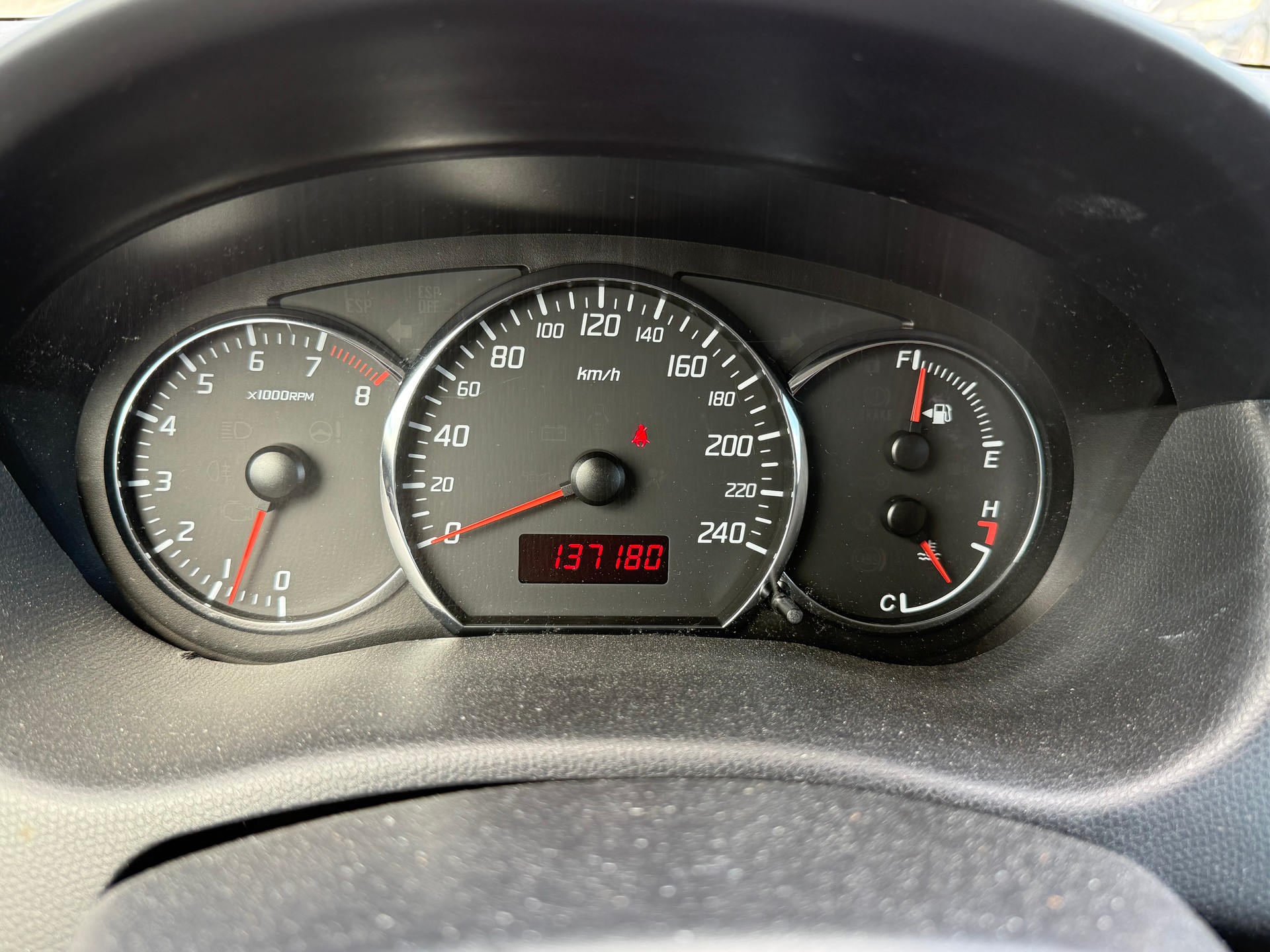 SUZUKI Swift 1.6i 16V Sport-image-11