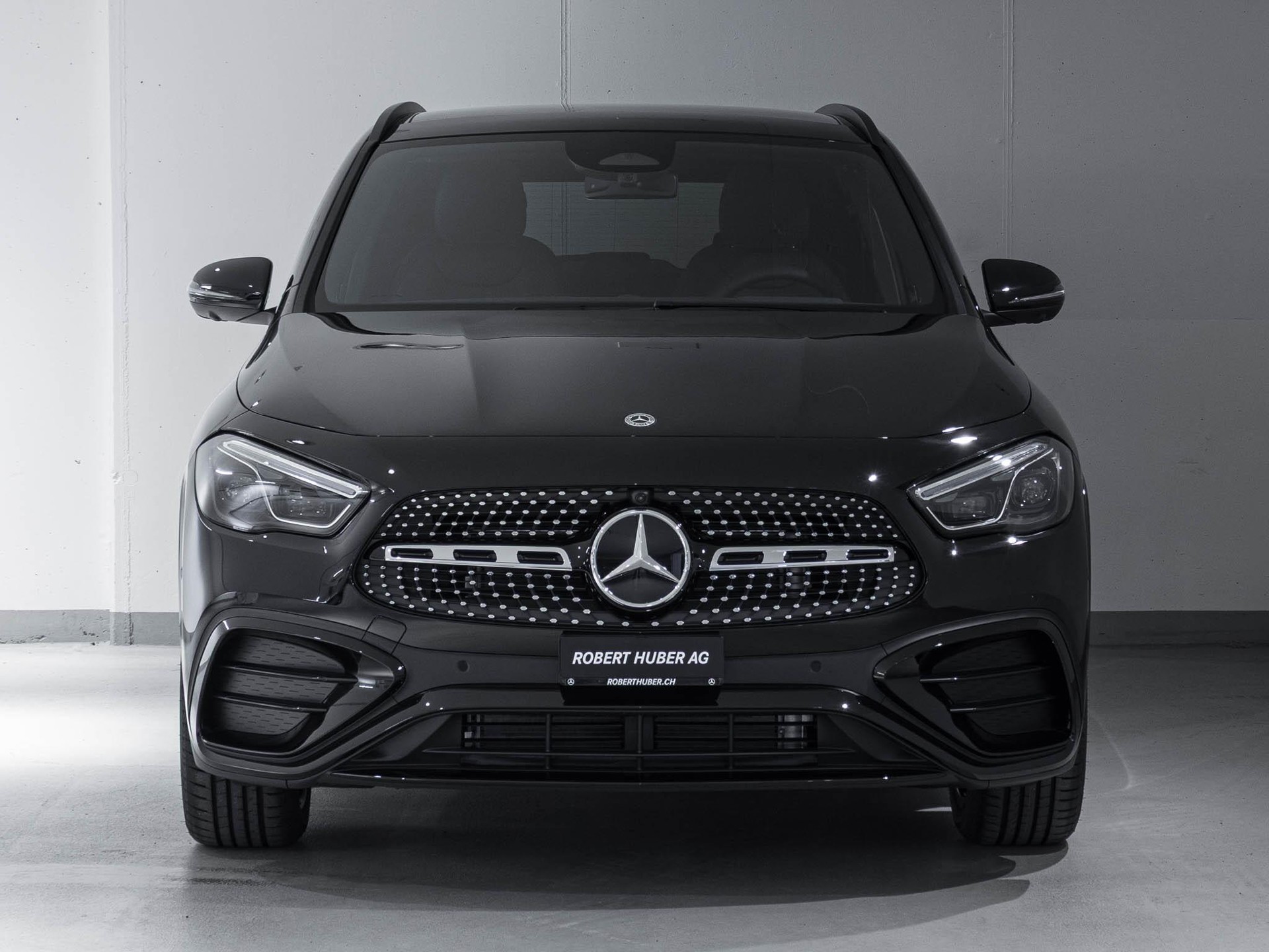 MERCEDES-BENZ GLA 220 d 4MATIC "Swiss Star"-image-2