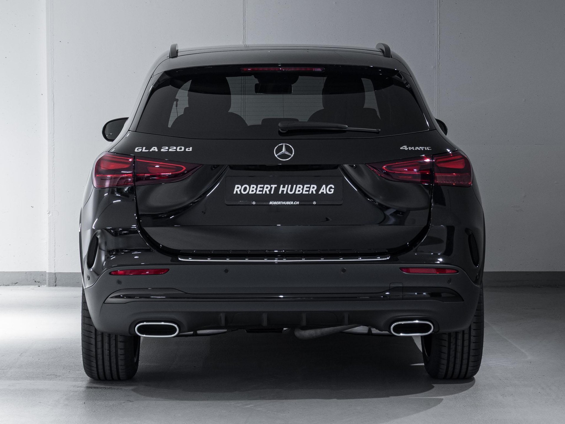 MERCEDES-BENZ GLA 220 d 4MATIC "Swiss Star"-image-5