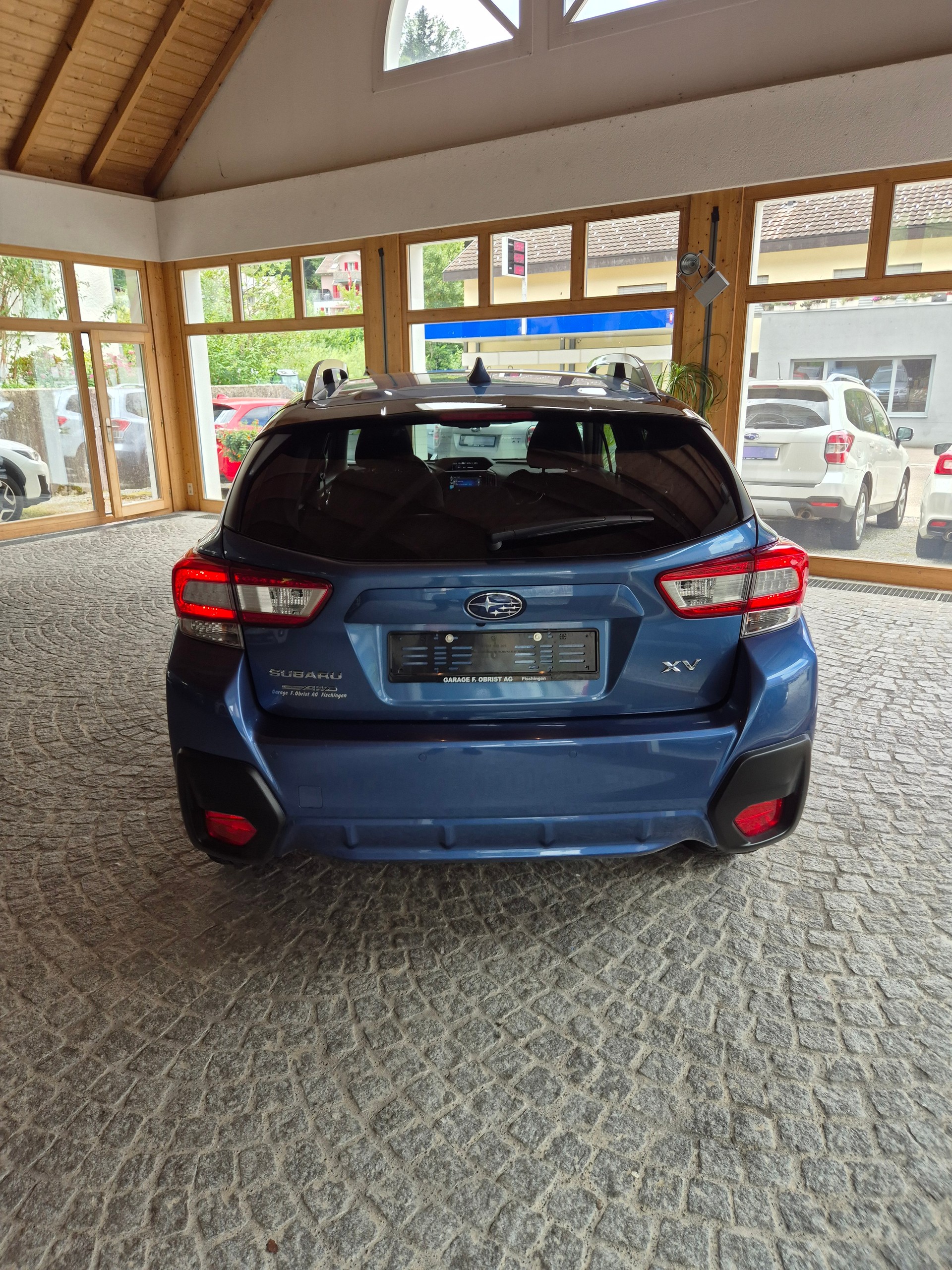 SUBARU XV 2.0 Swiss Plus AWD Lineartronic-image-4