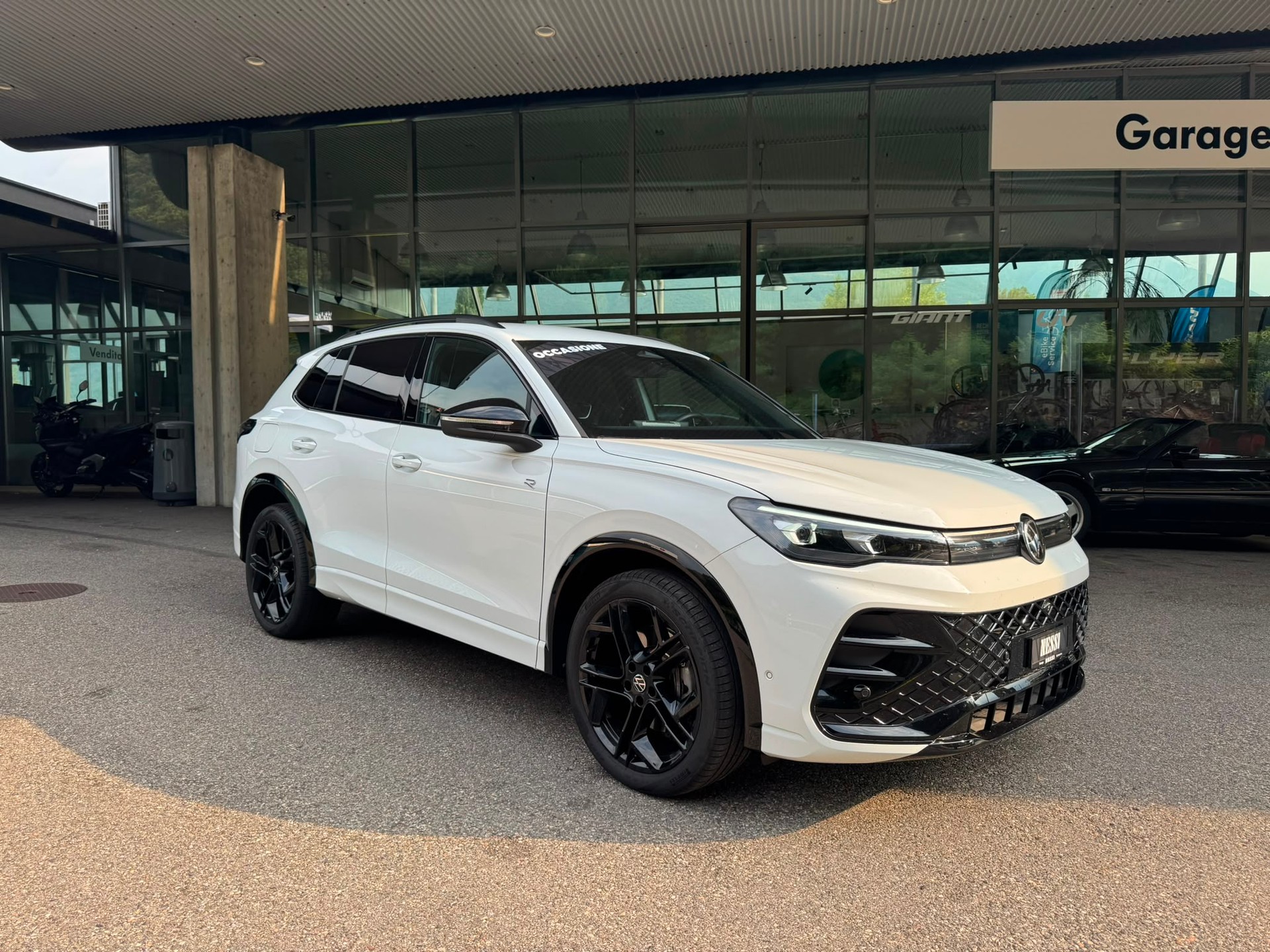 VW Tiguan 1.5 TSI evo2 eHybrid R-Line DSG-image-0