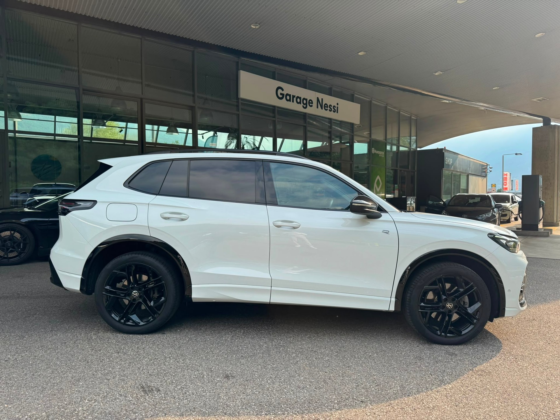 VW Tiguan 1.5 TSI evo2 eHybrid R-Line DSG-image-1