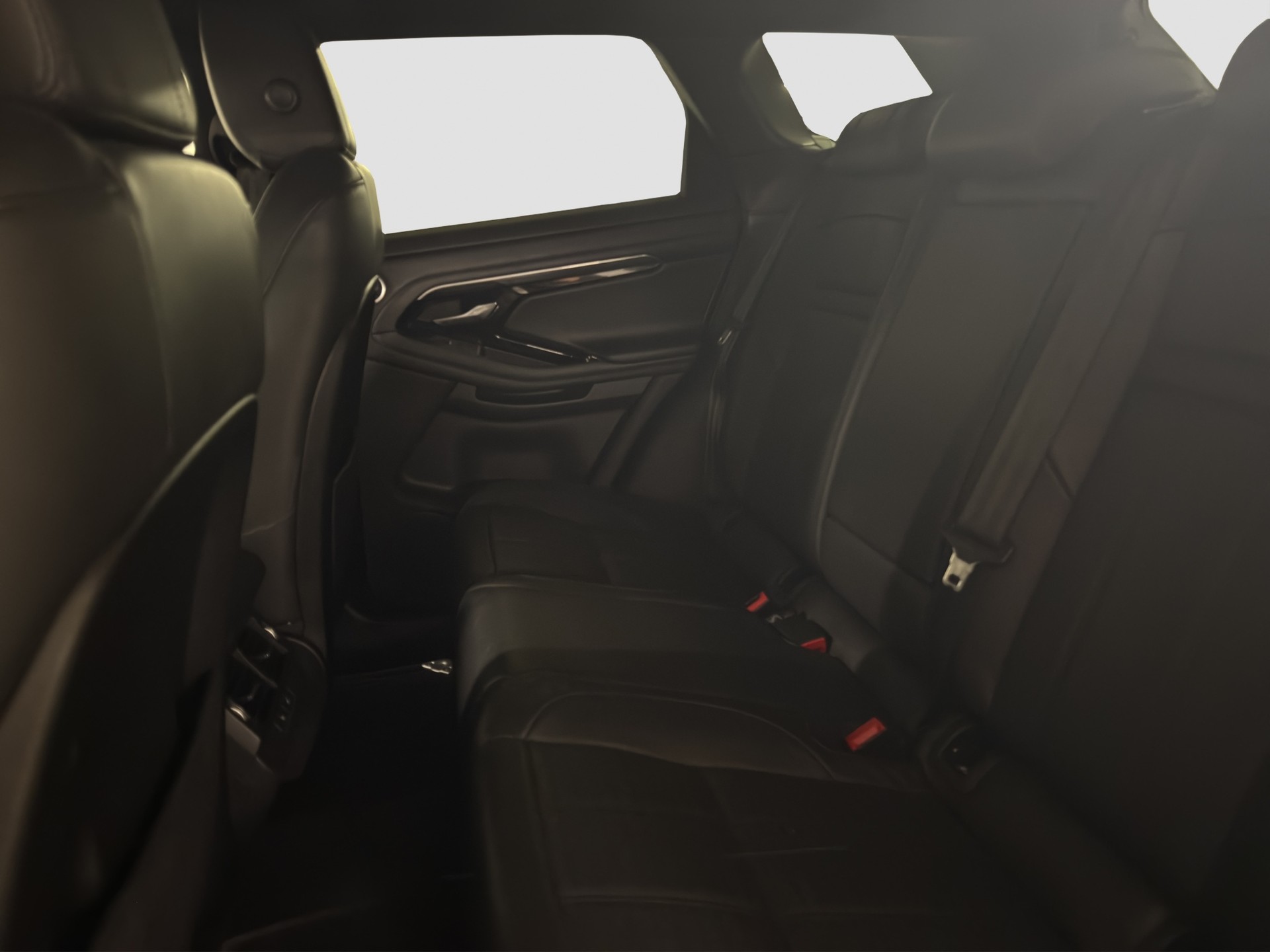 LAND ROVER Range Rover Evoque 2.0 T 300 R-Dynamic HSE-image-10