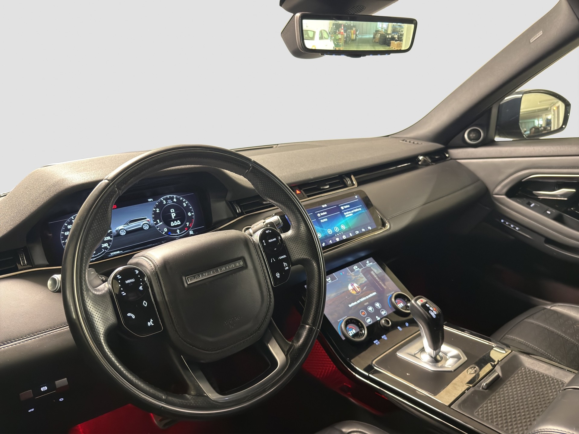 LAND ROVER Range Rover Evoque 2.0 T 300 R-Dynamic HSE-image-12