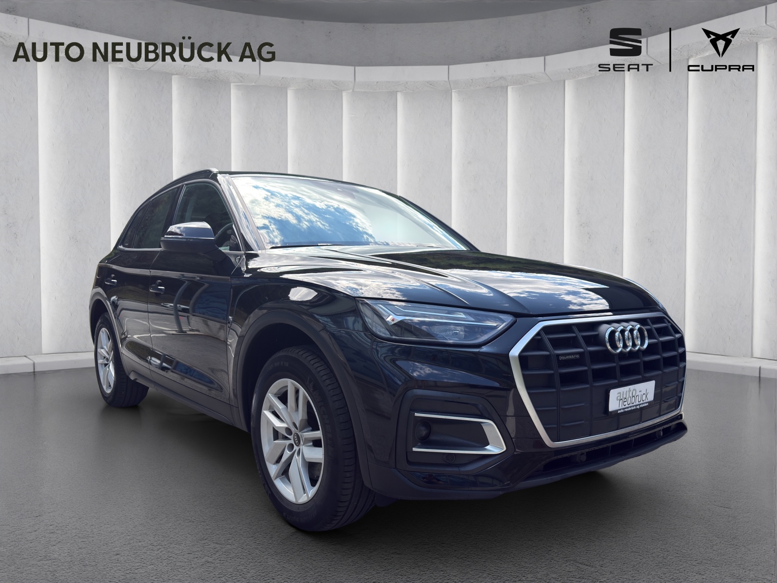 AUDI Q5 50 TFSI e PHEV quattro S-tronic-image-4
