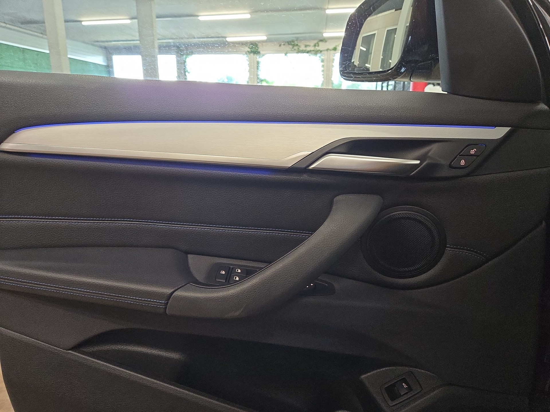 BMW X1 sDrive 18i Steptronic DSK-image-16