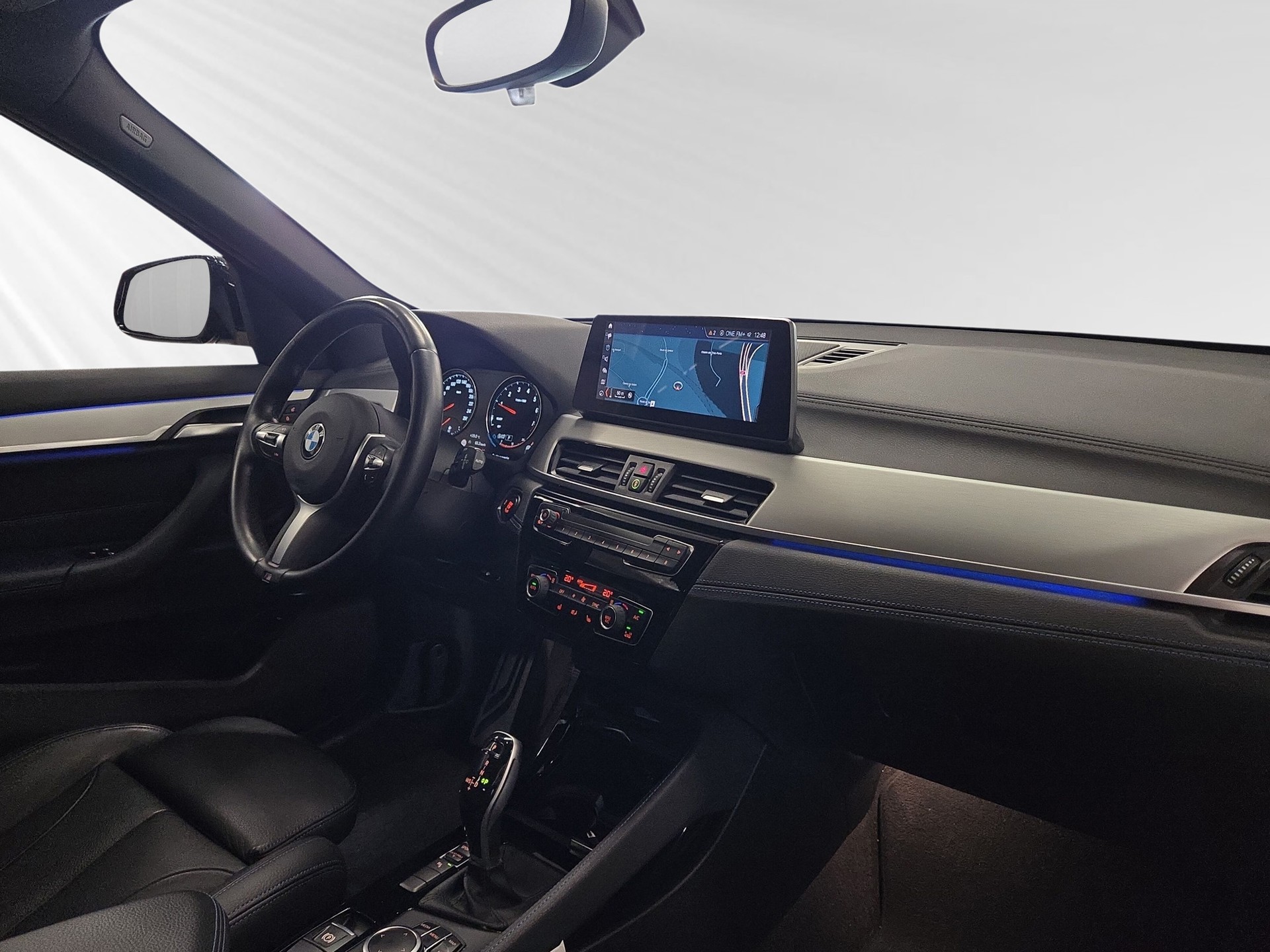 BMW X1 sDrive 18i Steptronic DSK-image-4
