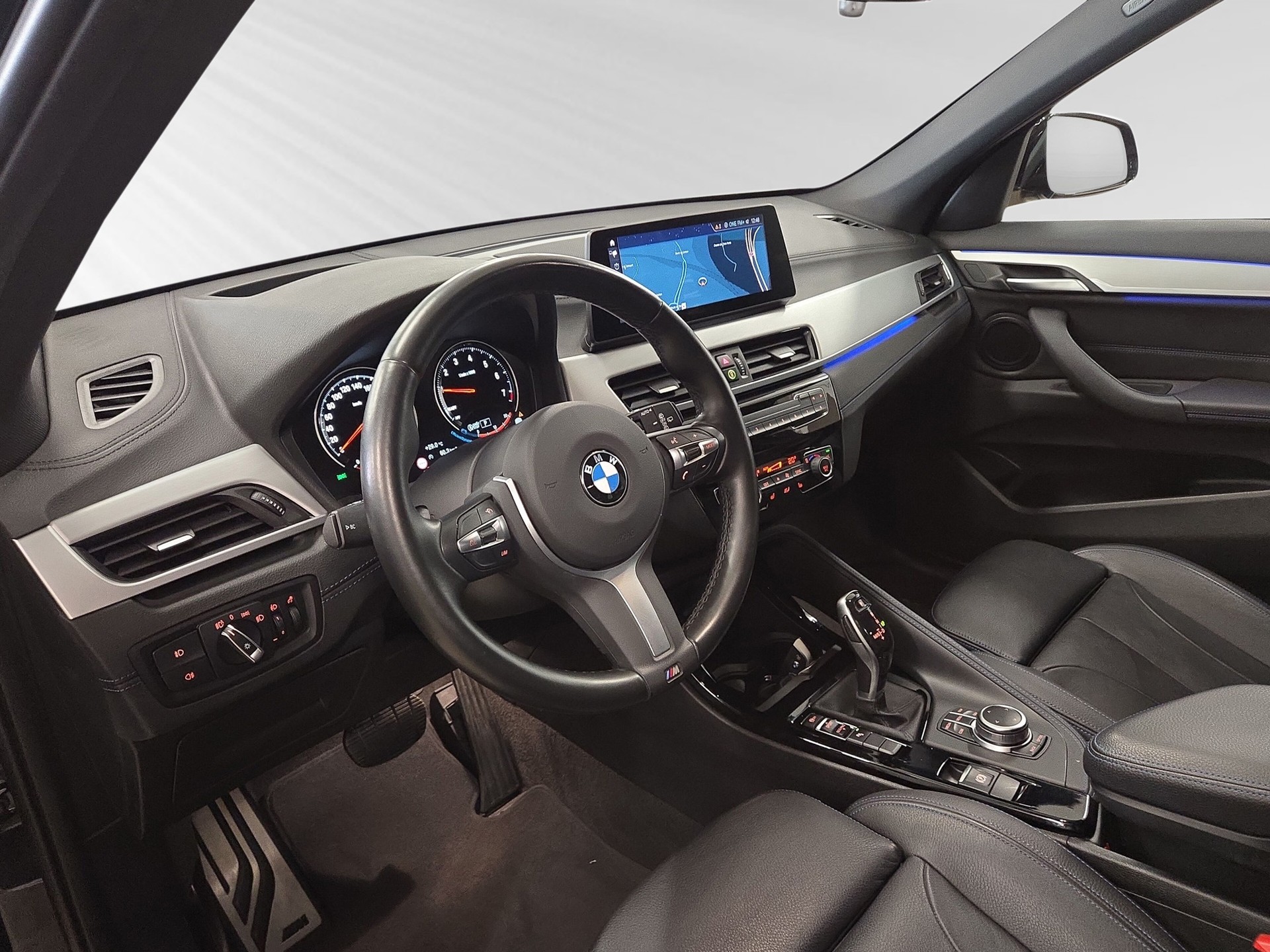 BMW X1 sDrive 18i Steptronic DSK-image-3