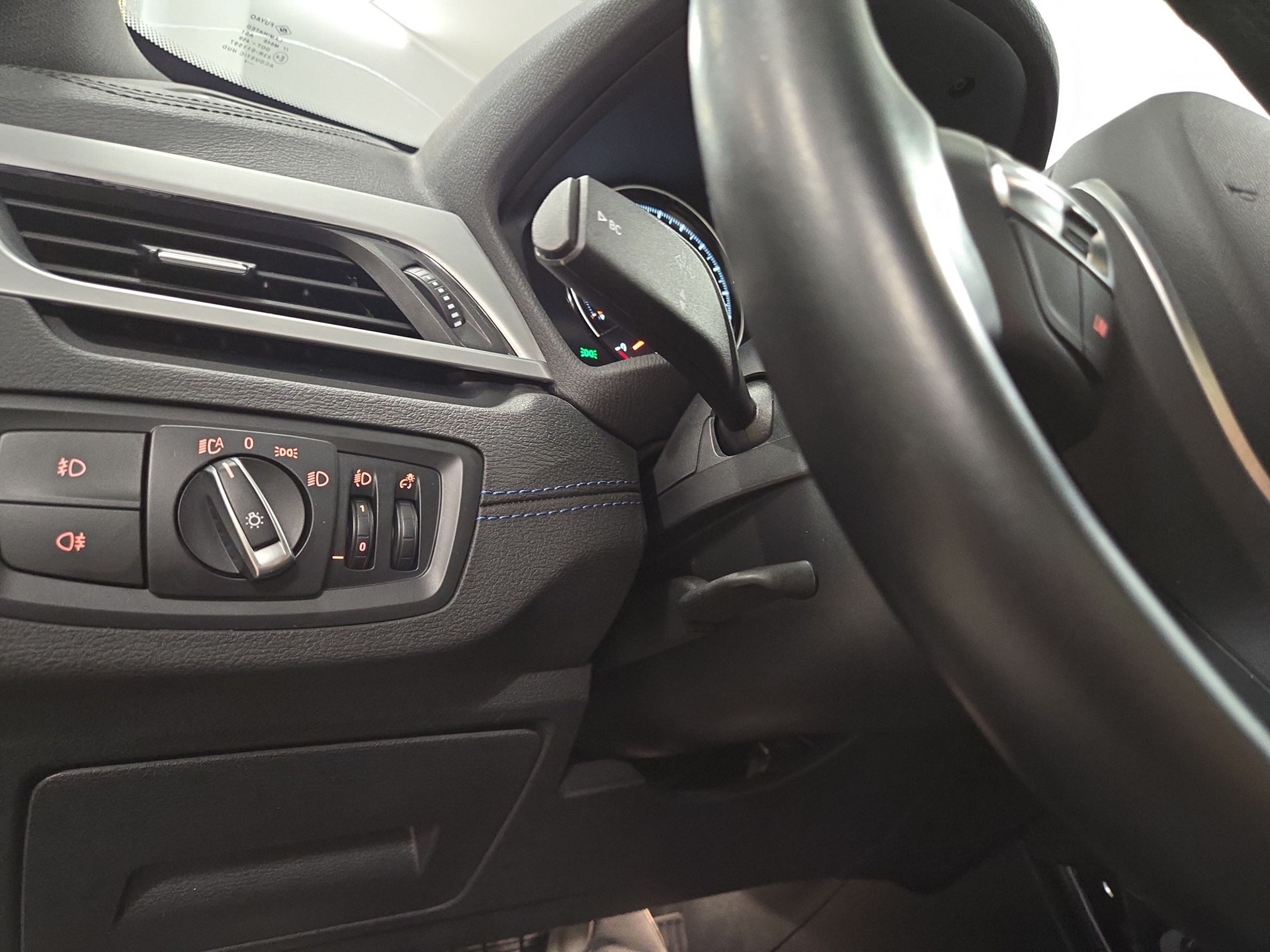 BMW X1 sDrive 18i Steptronic DSK-image-18